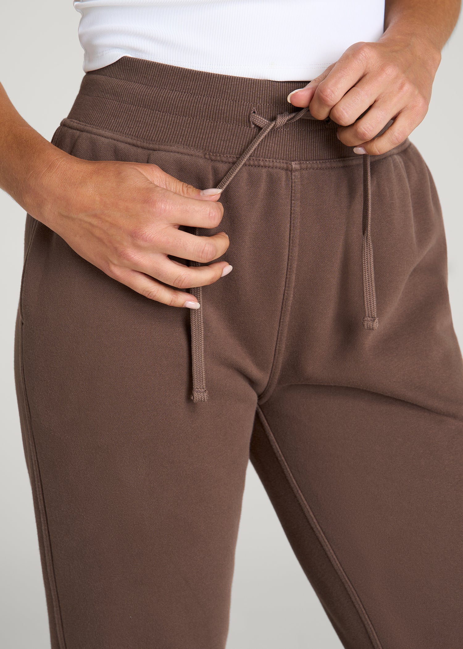 Everyday Straight Leg Open Bottom Fleece Pant for Tall Women in Coffee Quartz