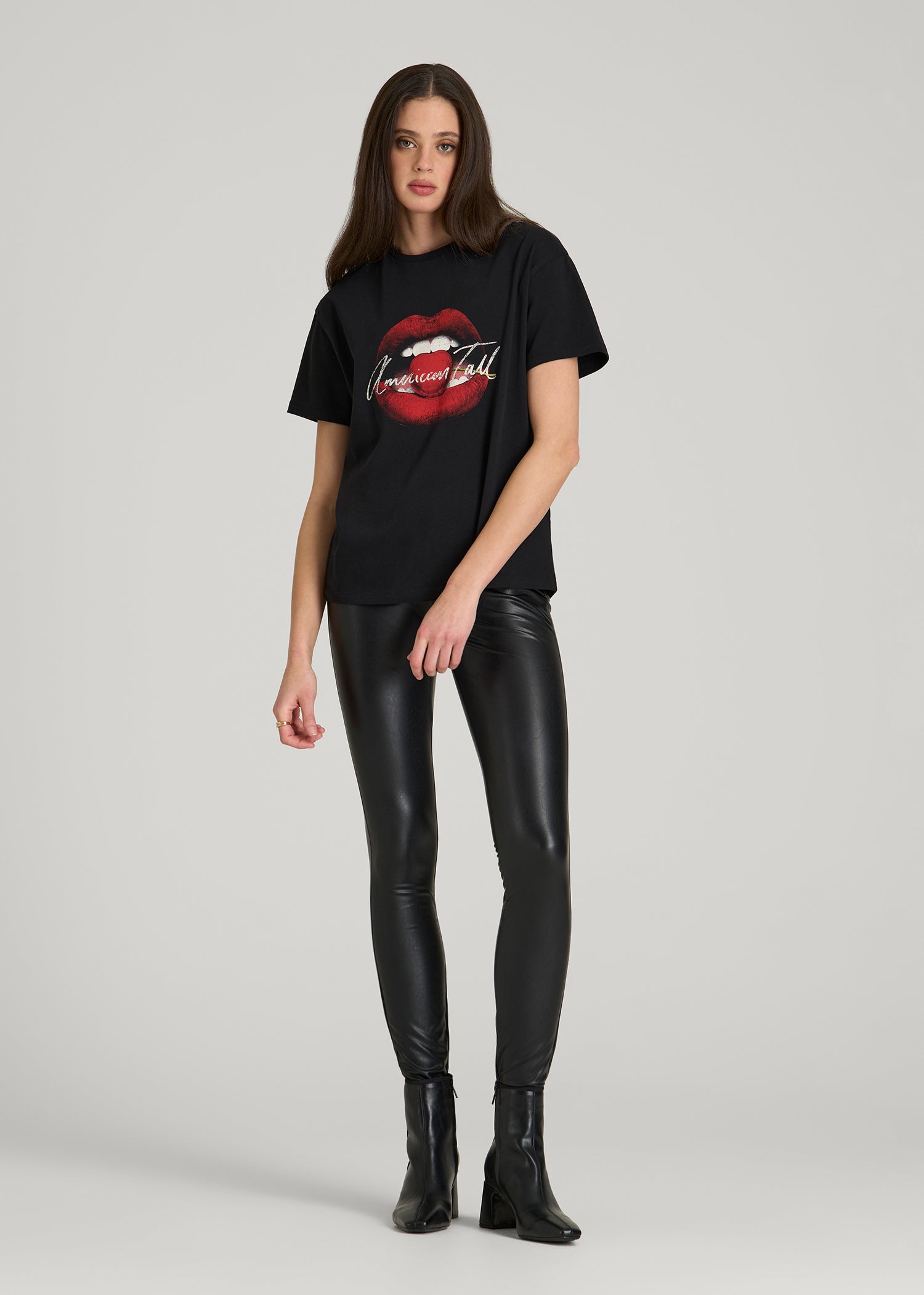 Black Cherry Lips Graphic Tee in Black