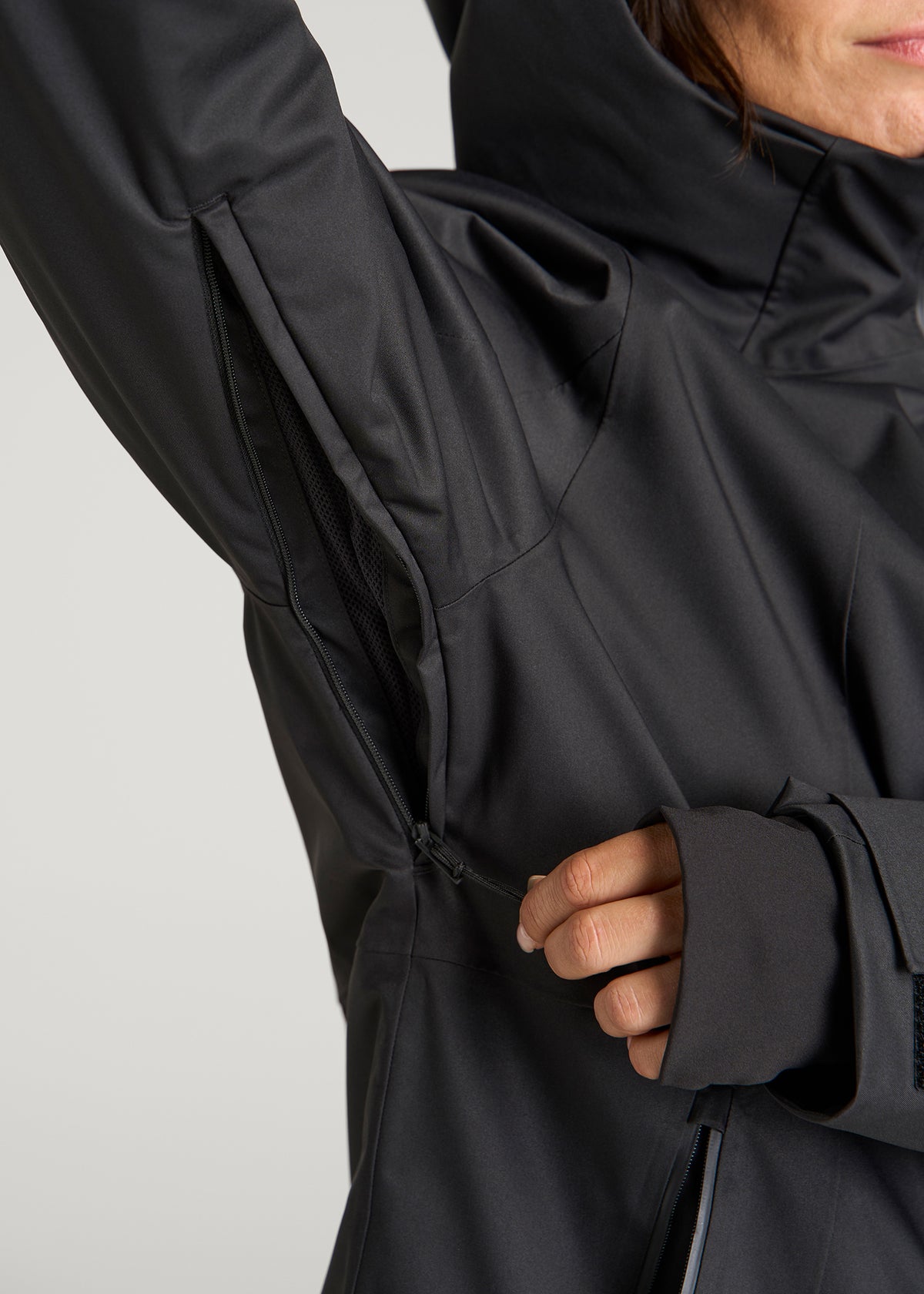 Insulated Ski Jacket for Tall Women in Black