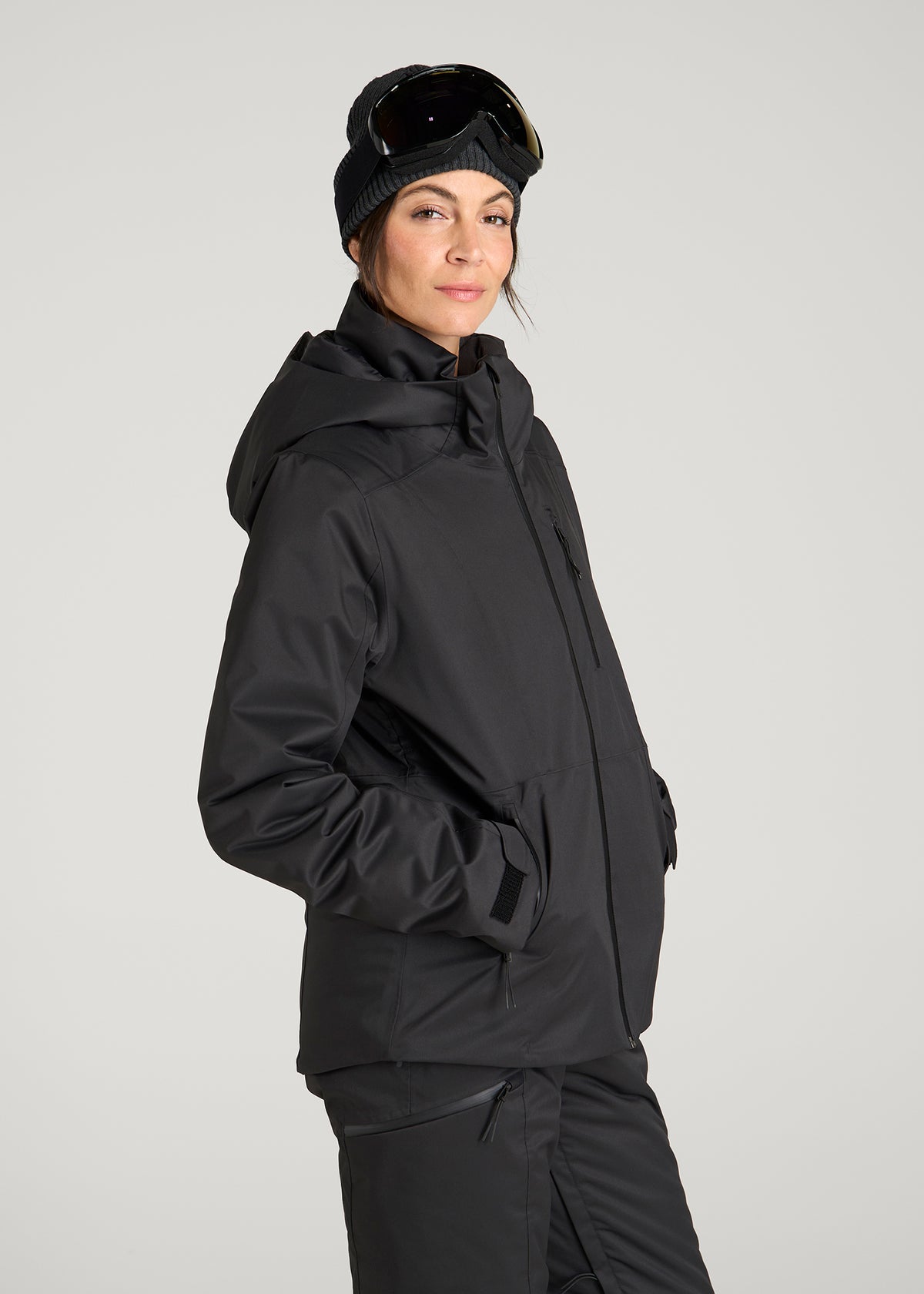 Insulated Ski Jacket for Tall Women in Black