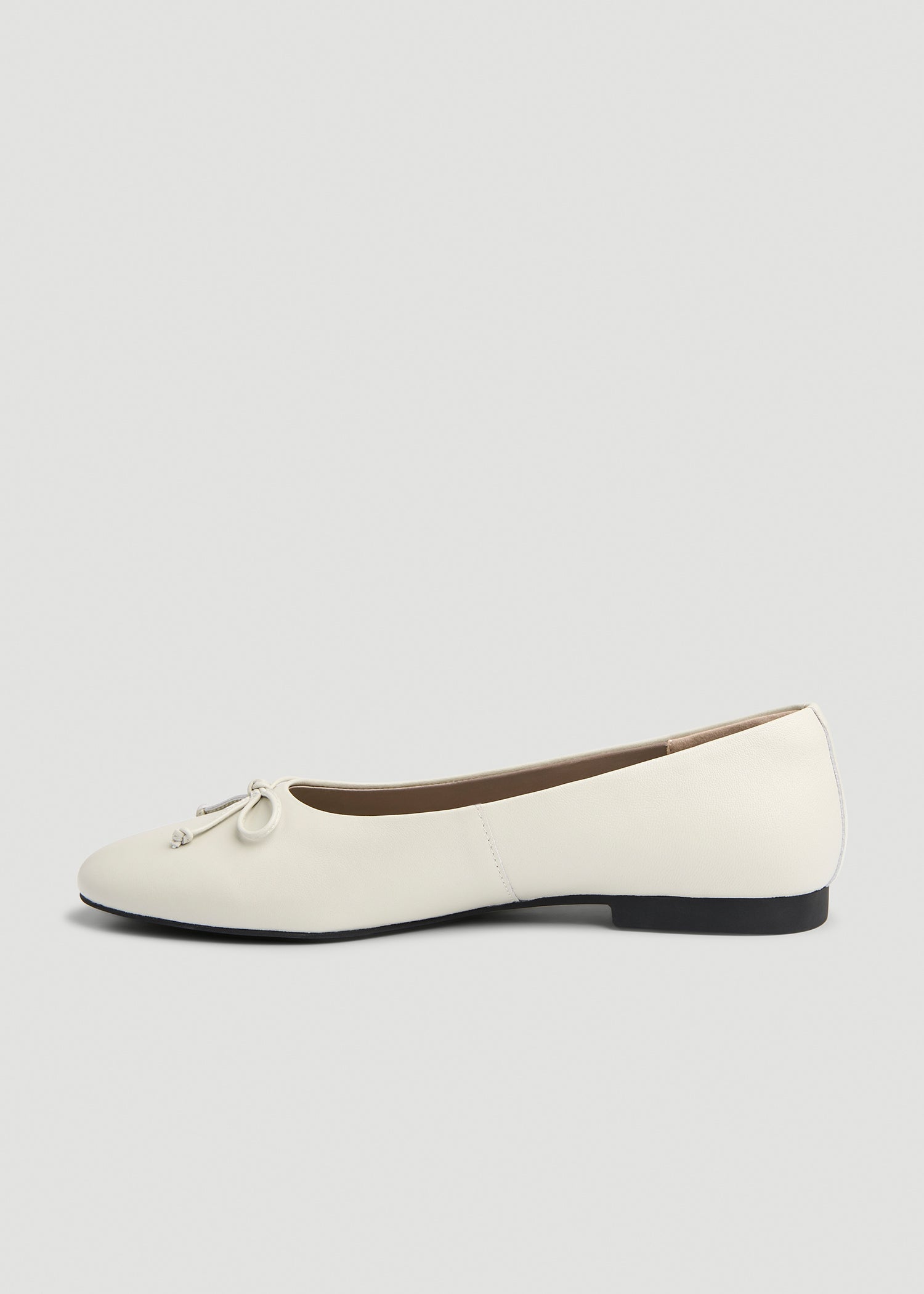 Leather Ballet Flat for Tall Women in Oatmeal