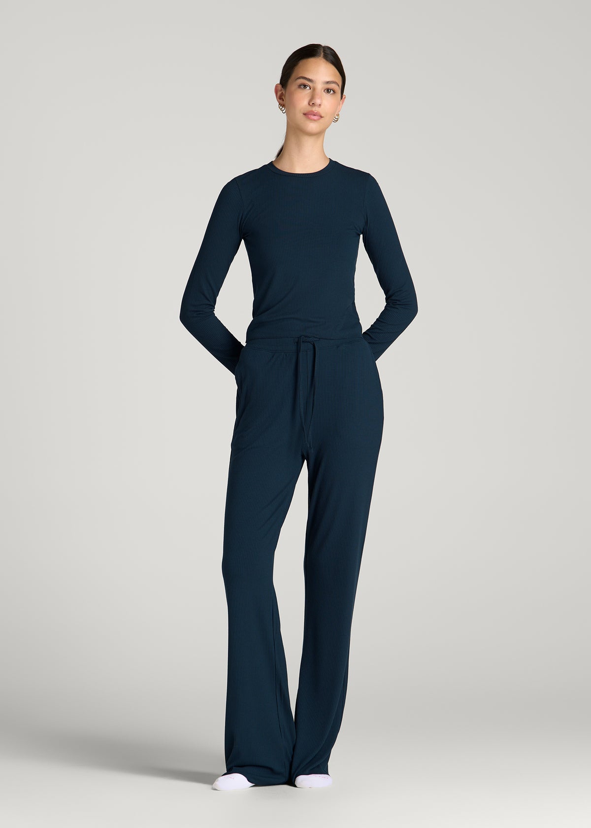 Lightweight Ribbed Cropped Lounge Top for Tall Women in Royal Navy