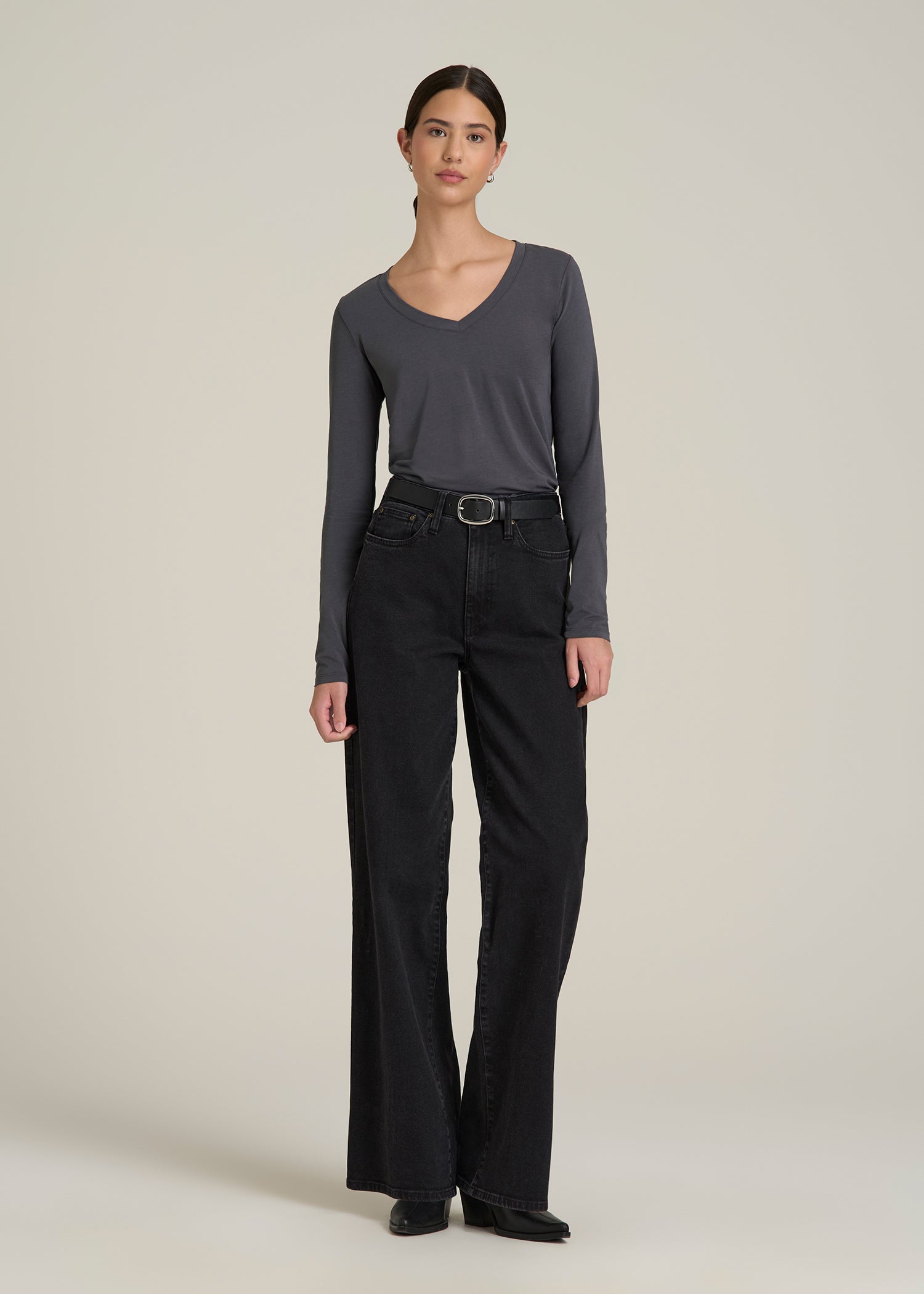 Long Sleeve Scoop V-Neck Tee Shirt for Tall Women in Charcoal