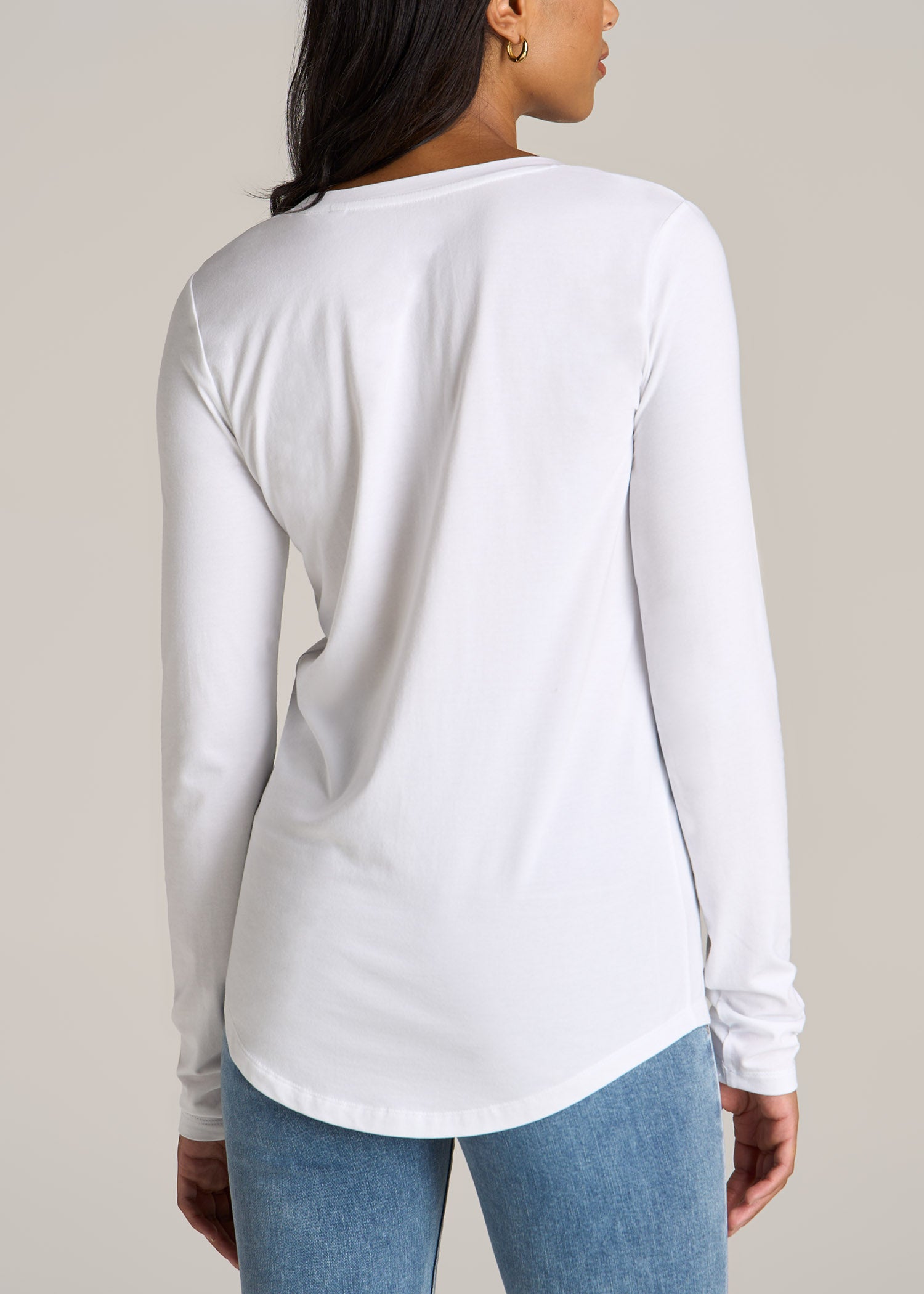 Long Sleeve Scoop V-Neck Tee Shirt for Tall Women in White