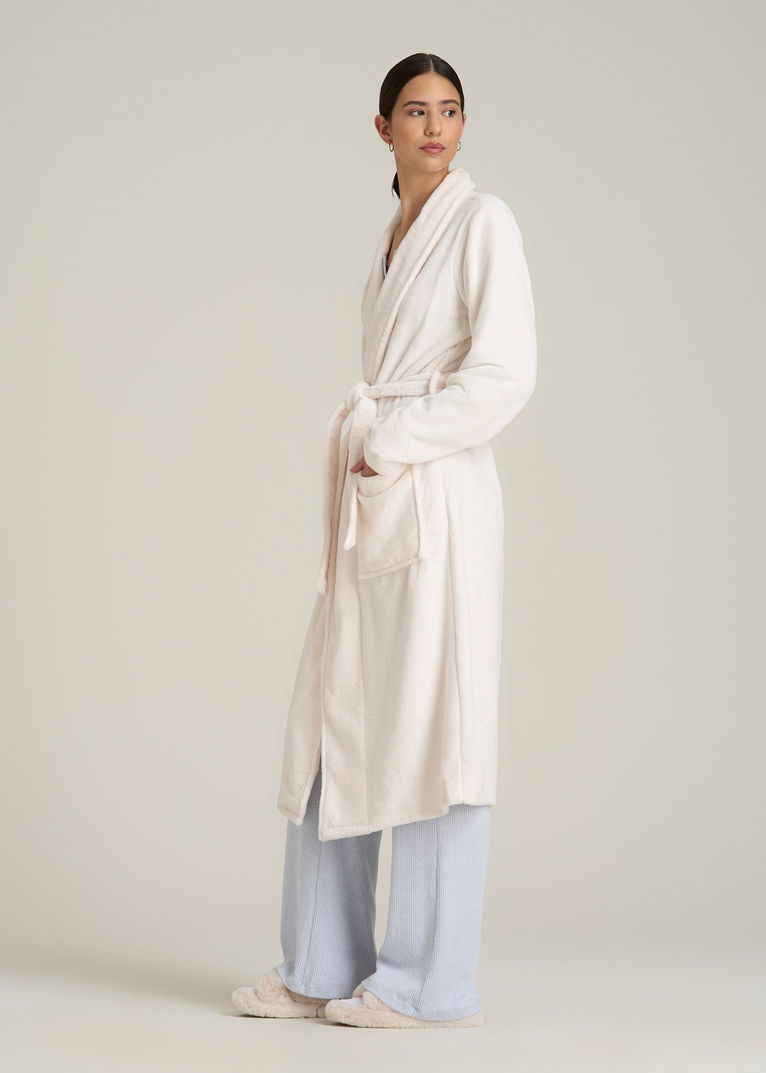 Lounge Robe for Tall Women in White Alyssum