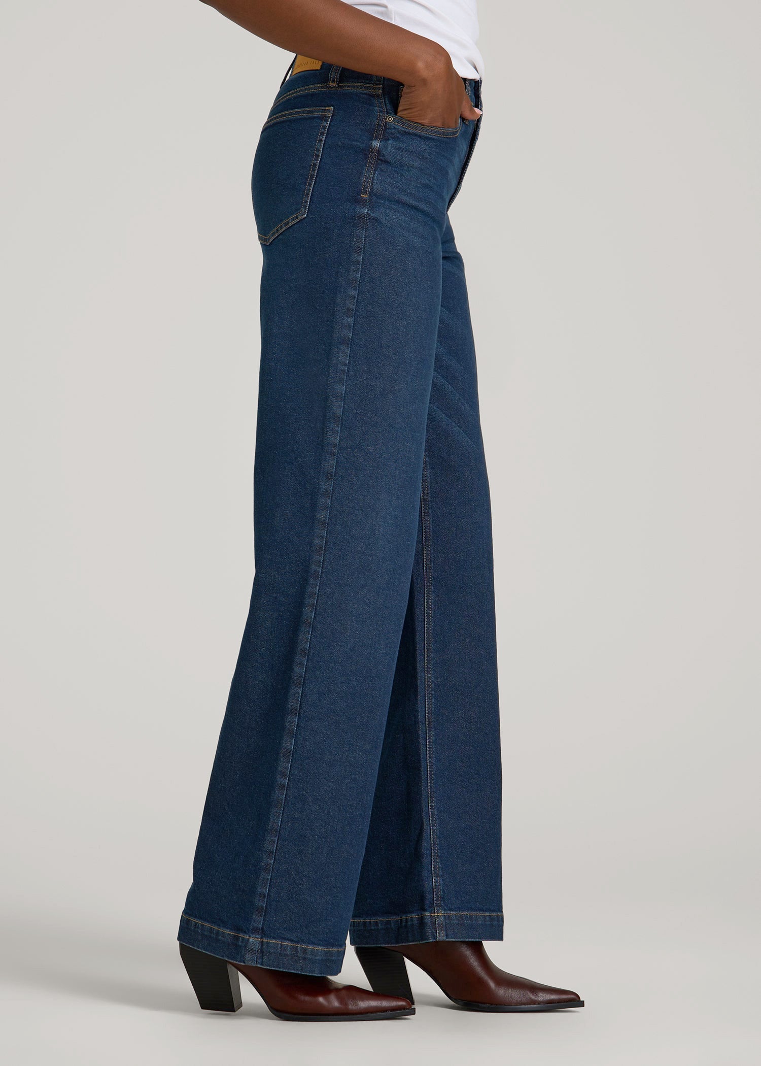 Luna High-Rise Wide-Leg Jeans for Tall Women in Dark Blue Wash