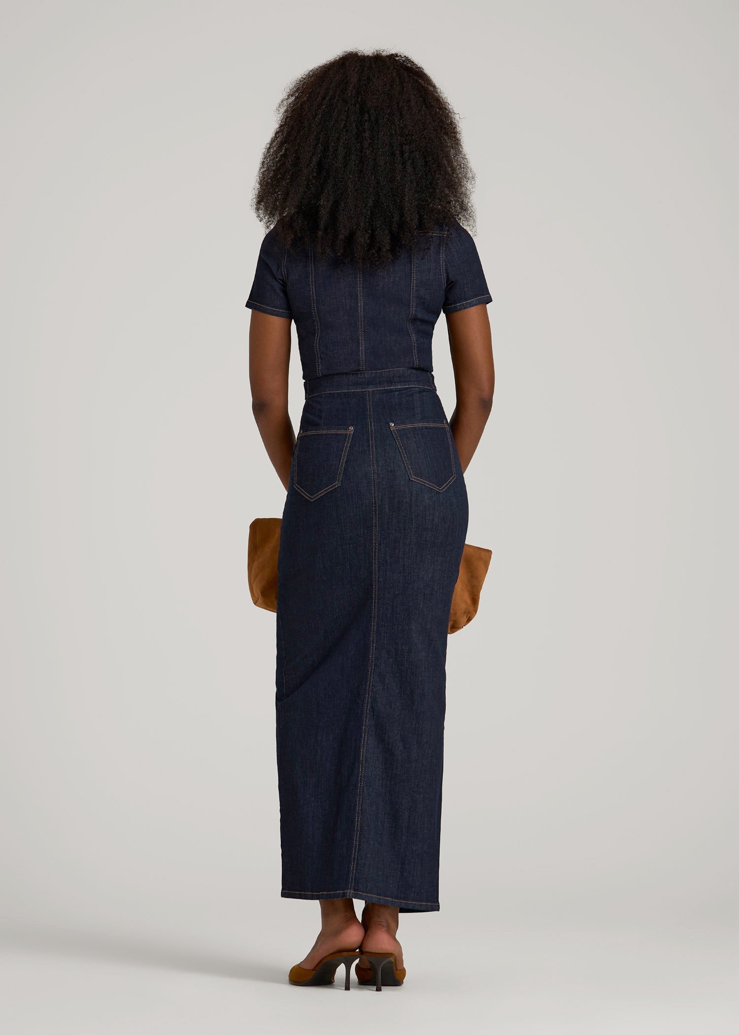 Maxi Denim Dress for Tall Women in Rinse Wash XL / Tall / Rinse Wash Maxi Denim Dress for Tall Women in Rinse Wash XL / Tall / Rinse Wash