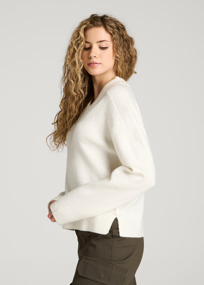 Oversized V-Neck Girlfriend Sweater for Tall Women in White Alyssum