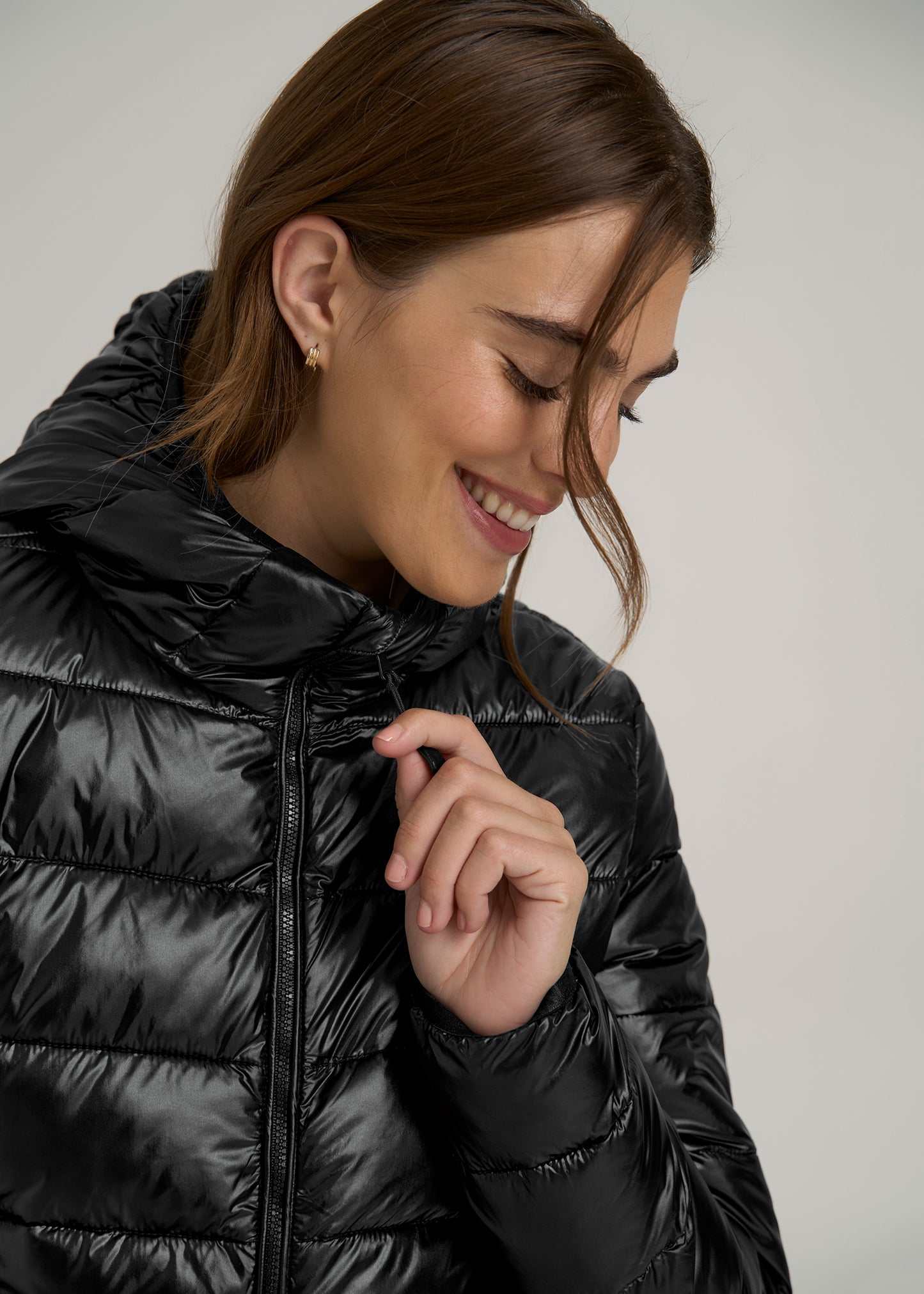 Packable Short Puffer Jacket for Tall Women in Glossy Black