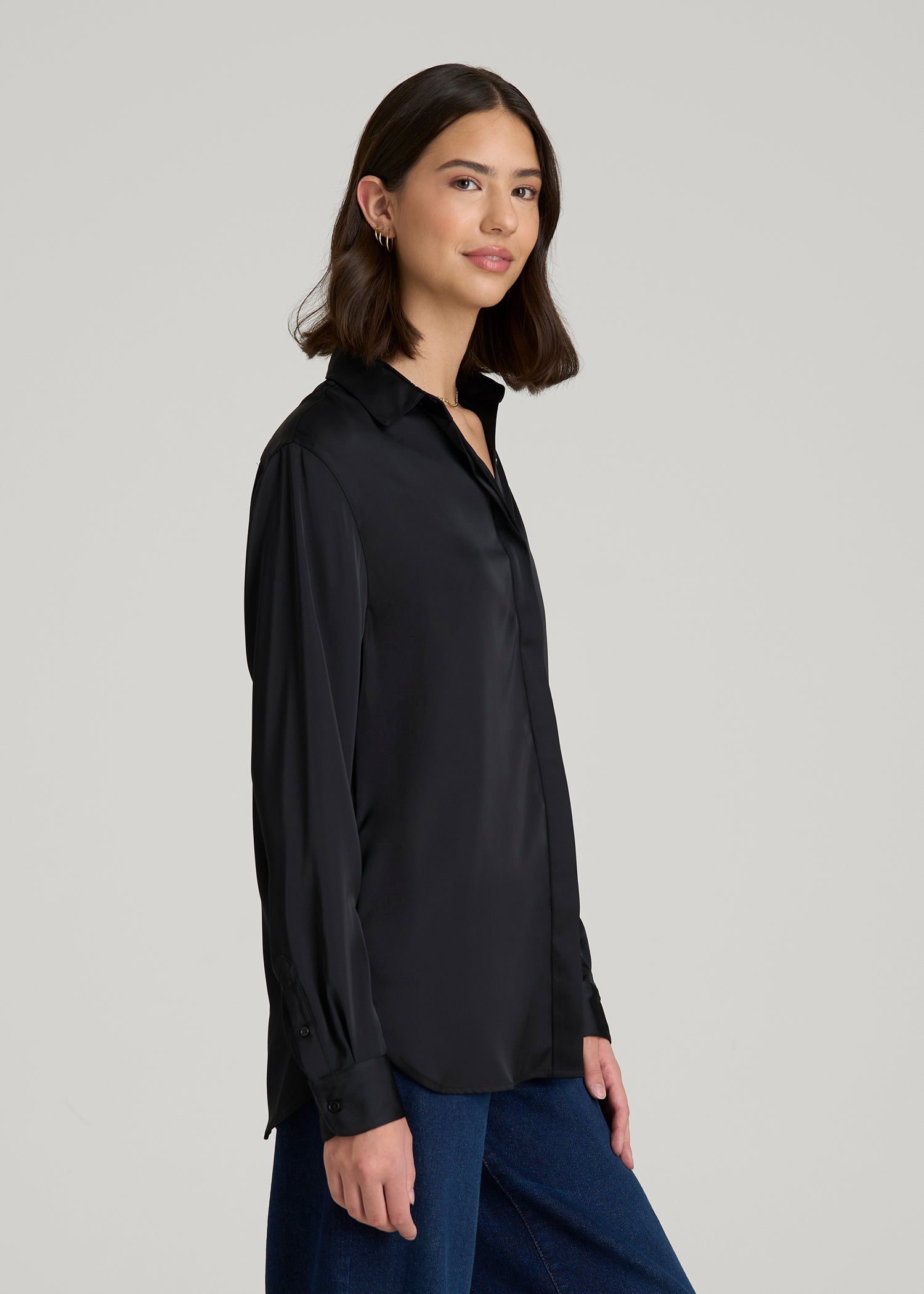 Relaxed Button-Up Blouse for Tall Women in Black