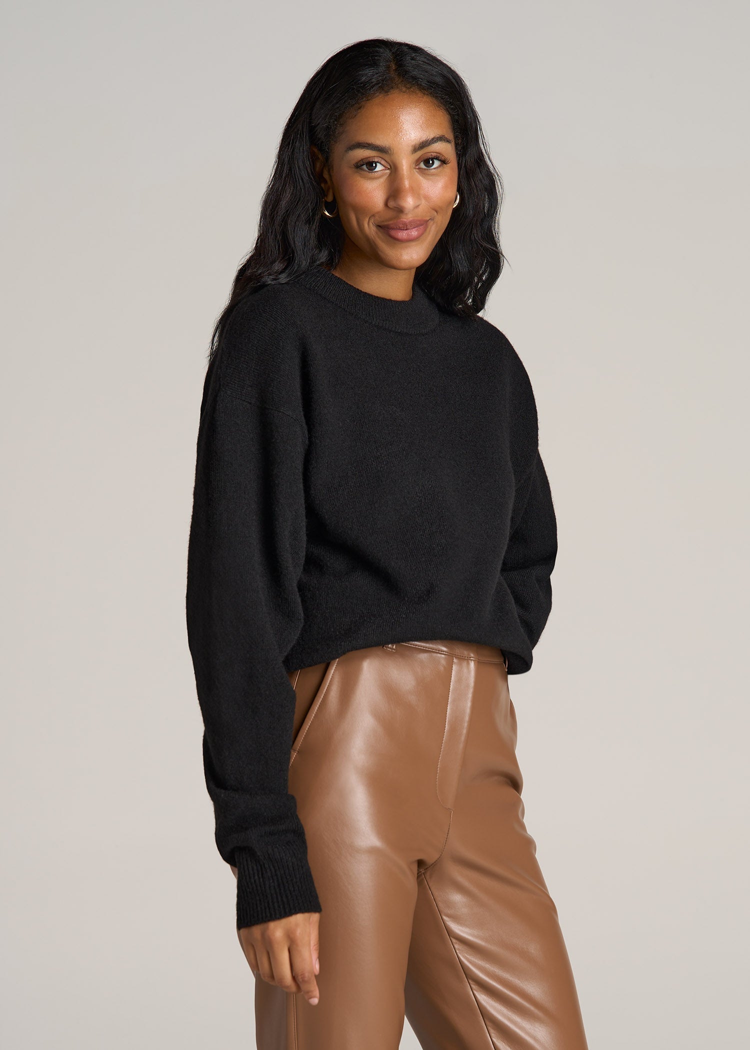 Relaxed Crewneck Wool Blend Sweater for Tall Women in Black