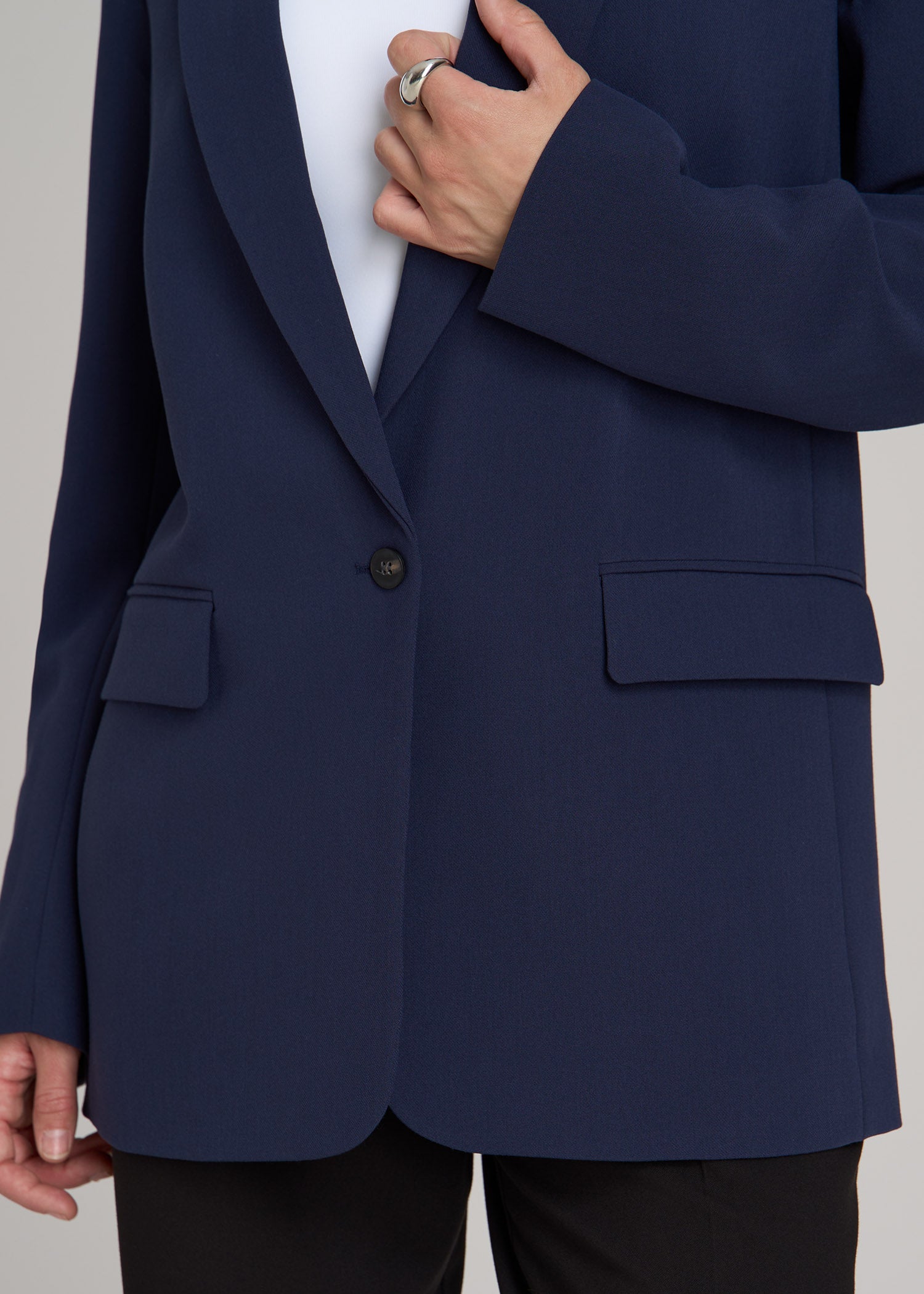 Boyfriend Fit Single-Button Blazer for Tall Women in Navy