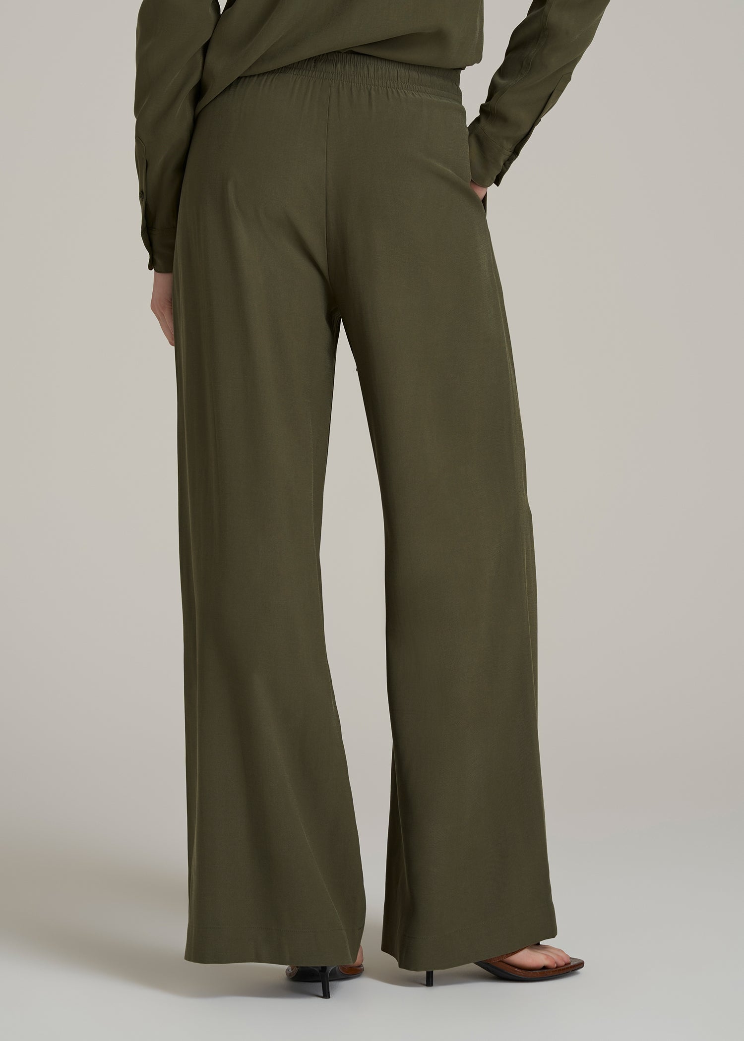 Relaxed Pull-On Pants for Tall Women in Forest Night