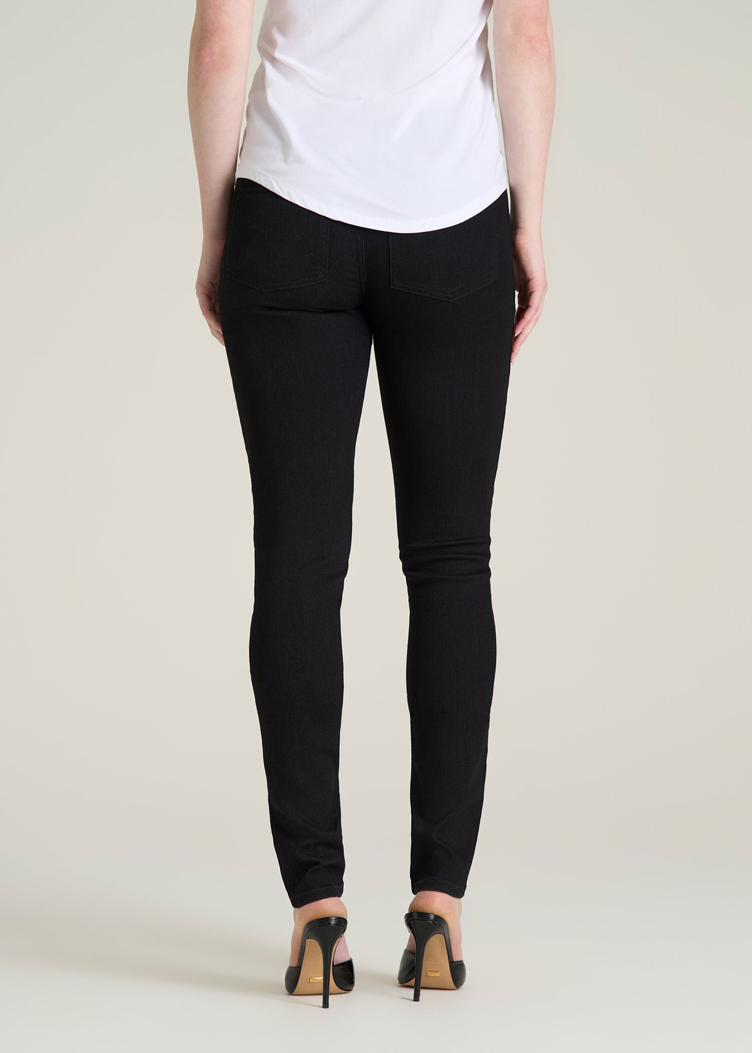 Sarah Mid-Rise Skinny Jeans for Tall Women in Optimum Black