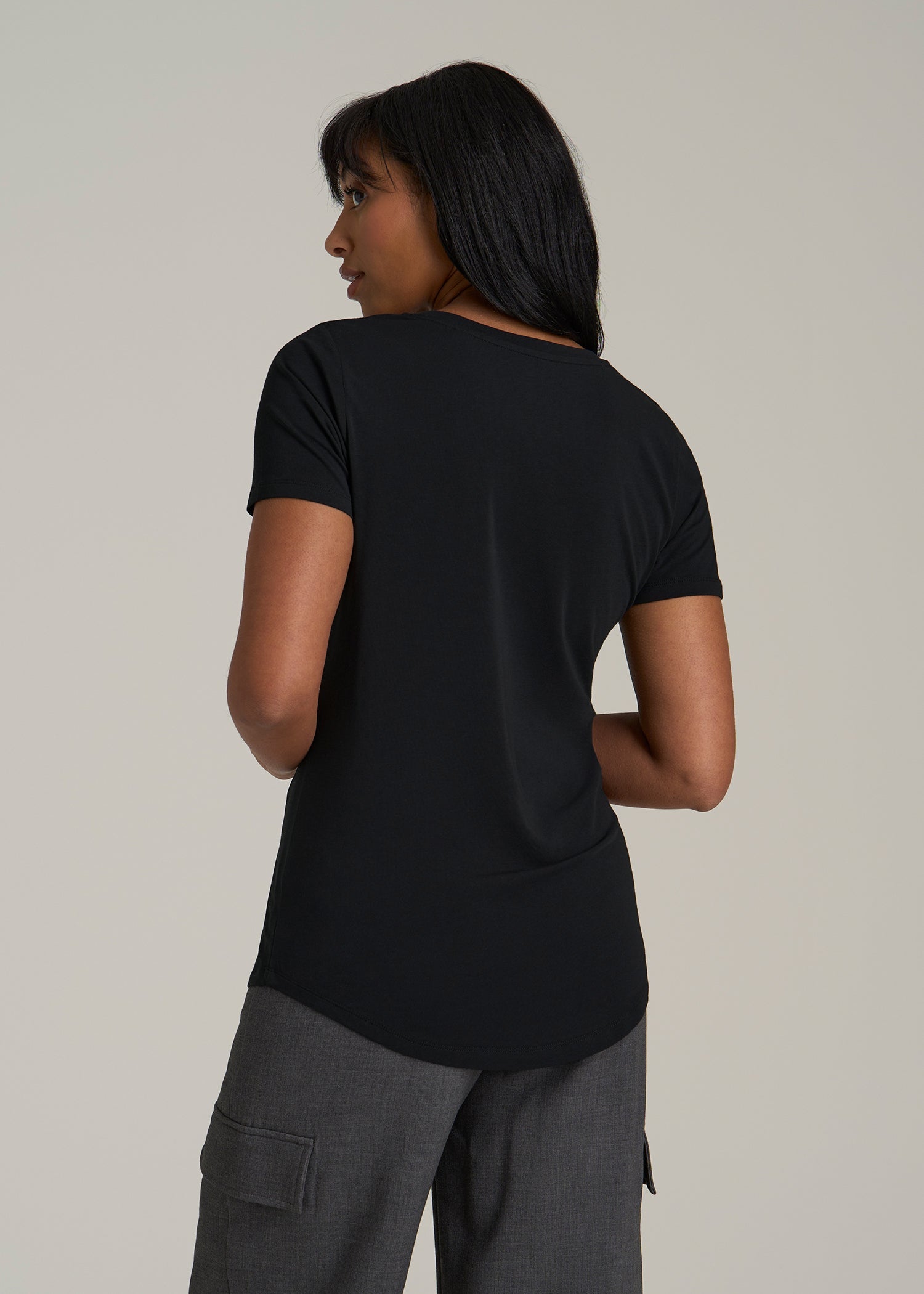 Scoop V-Neck Tee for Tall Women in Black