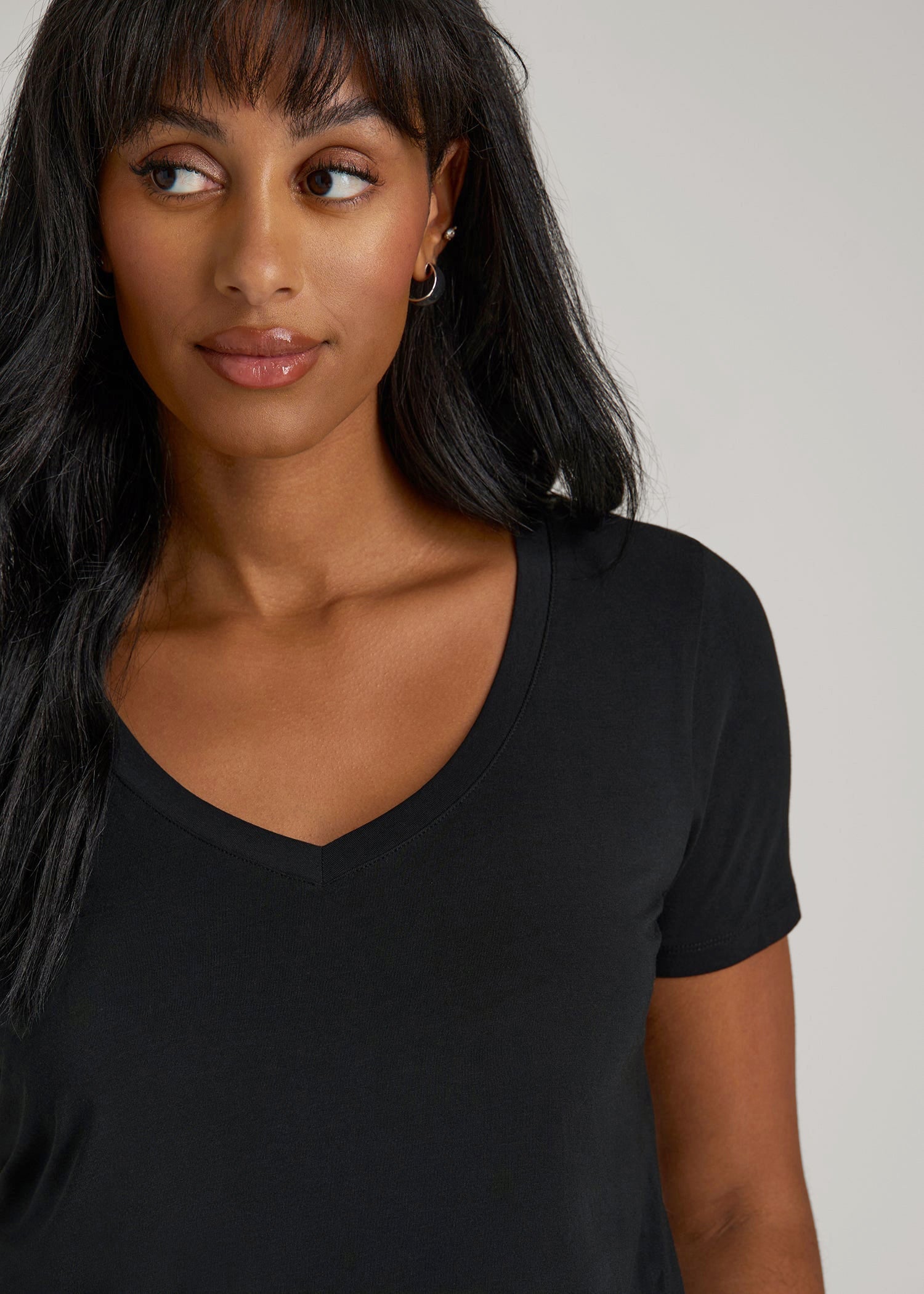 Scoop V-Neck Tee for Tall Women in Black