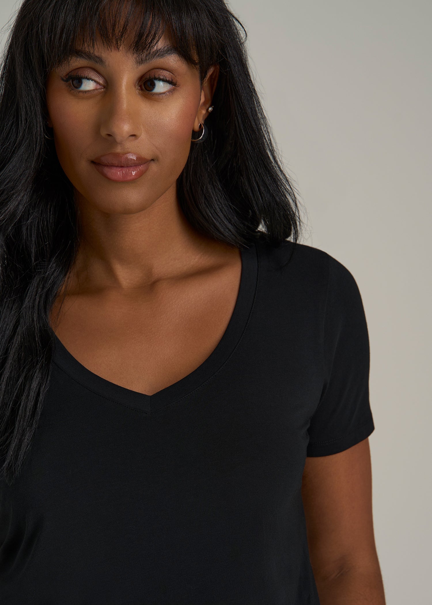 Scoop V-Neck Tee for Tall Women in Black