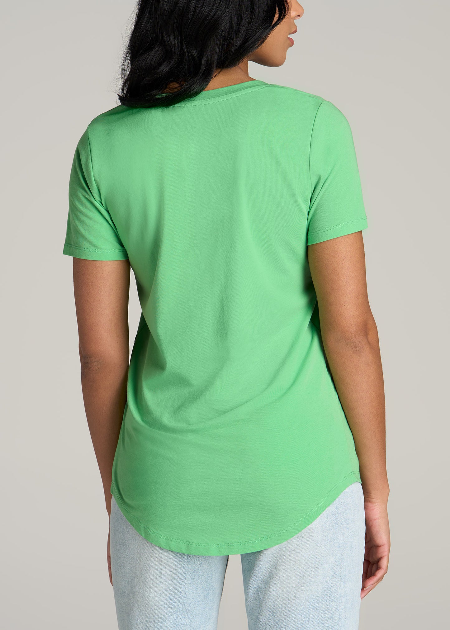 Women's Tall Scoop V-Neck Tee in Matcha