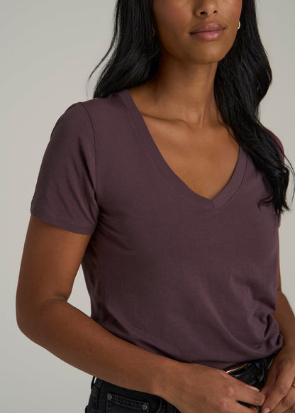 Scoop V-Neck Tee for Tall Women in Merlot