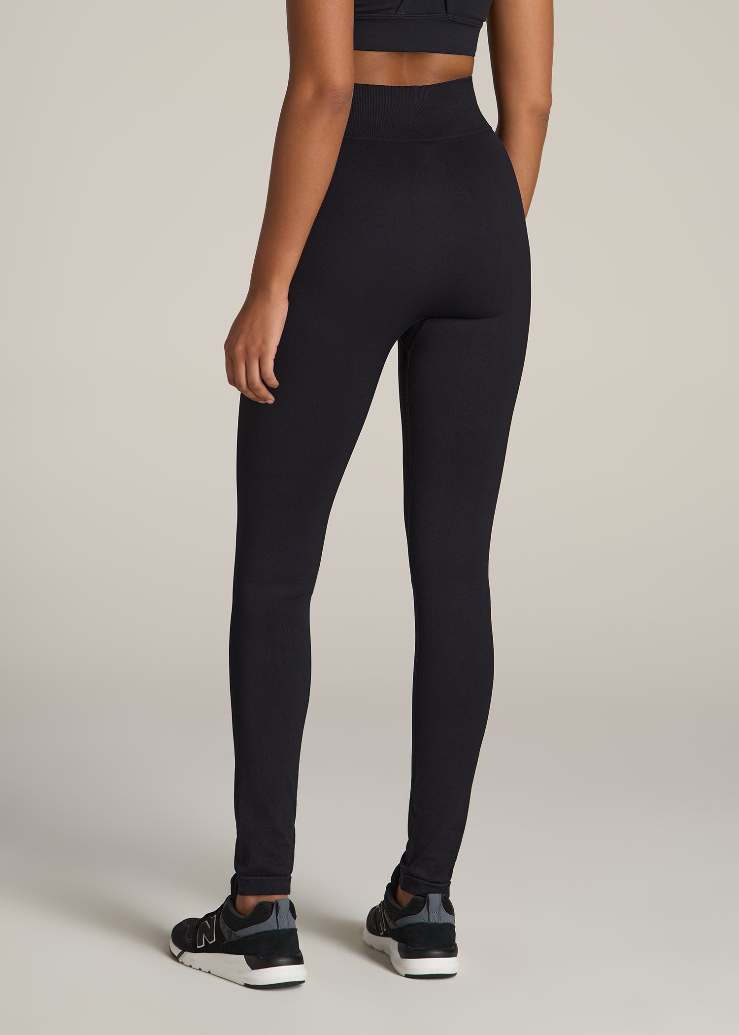 American-Tall-Women-Seamless-Compression-Legging-Solid-Black-back