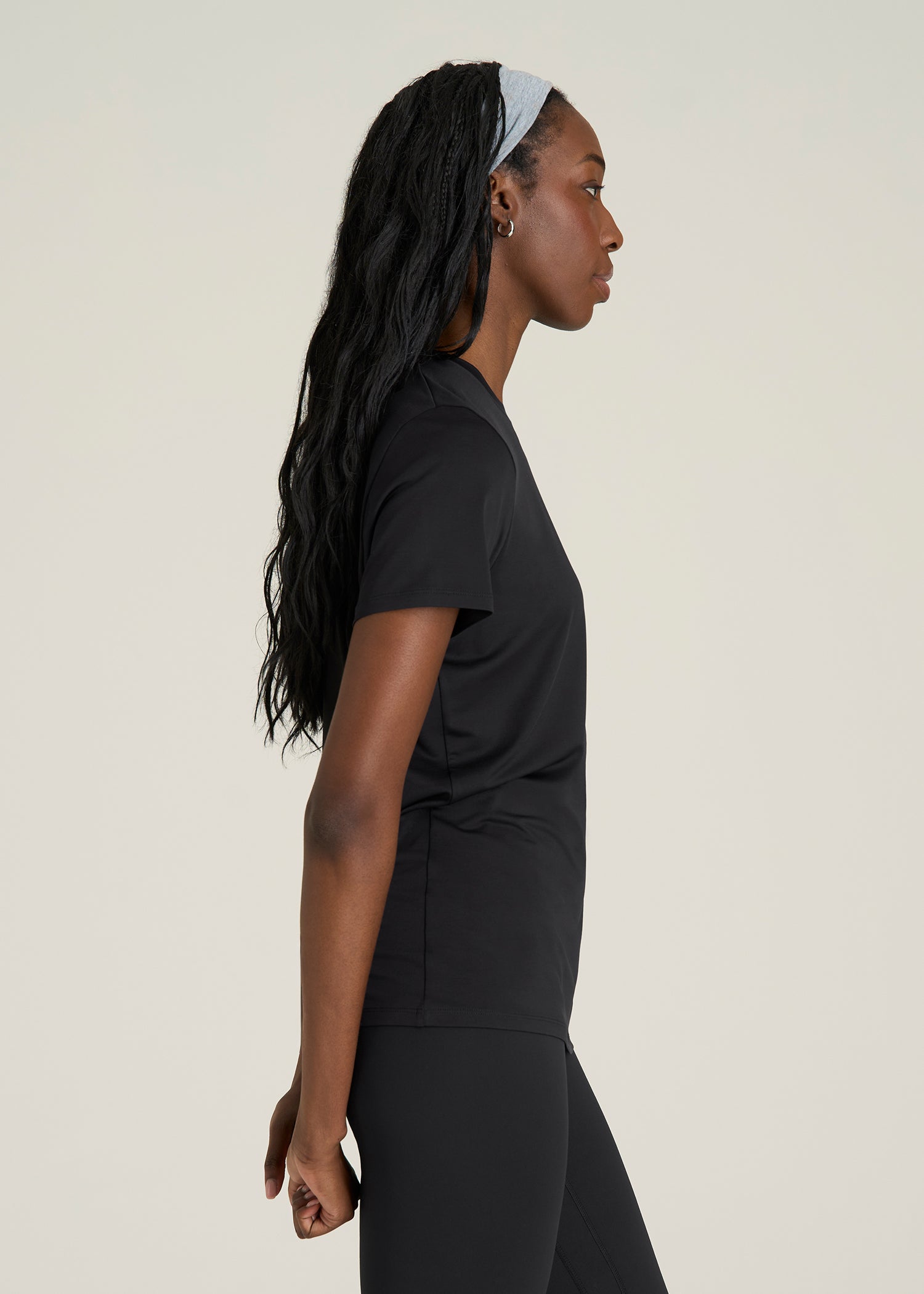 Short Sleeve Crew Neck Tee for Tall Women in Black