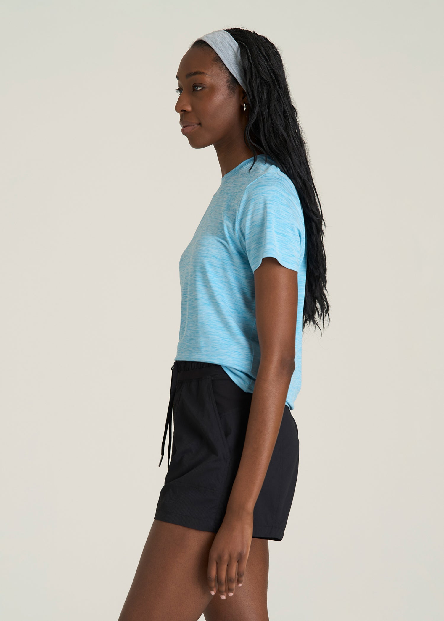 Short Sleeve Crew Neck Tee for Tall Women in Spring Blue Mix
