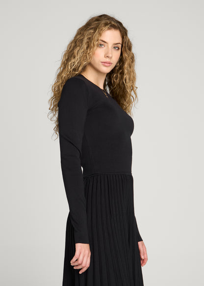 Structured Knit Cropped Long Sleeve Top for Tall Women in Deep Black