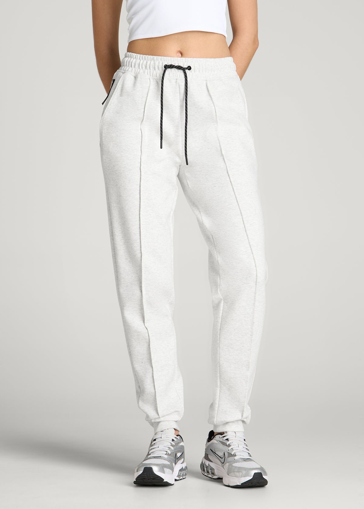 Tech Motion Pin Tuck Jogger for Tall Women in Heather Frost