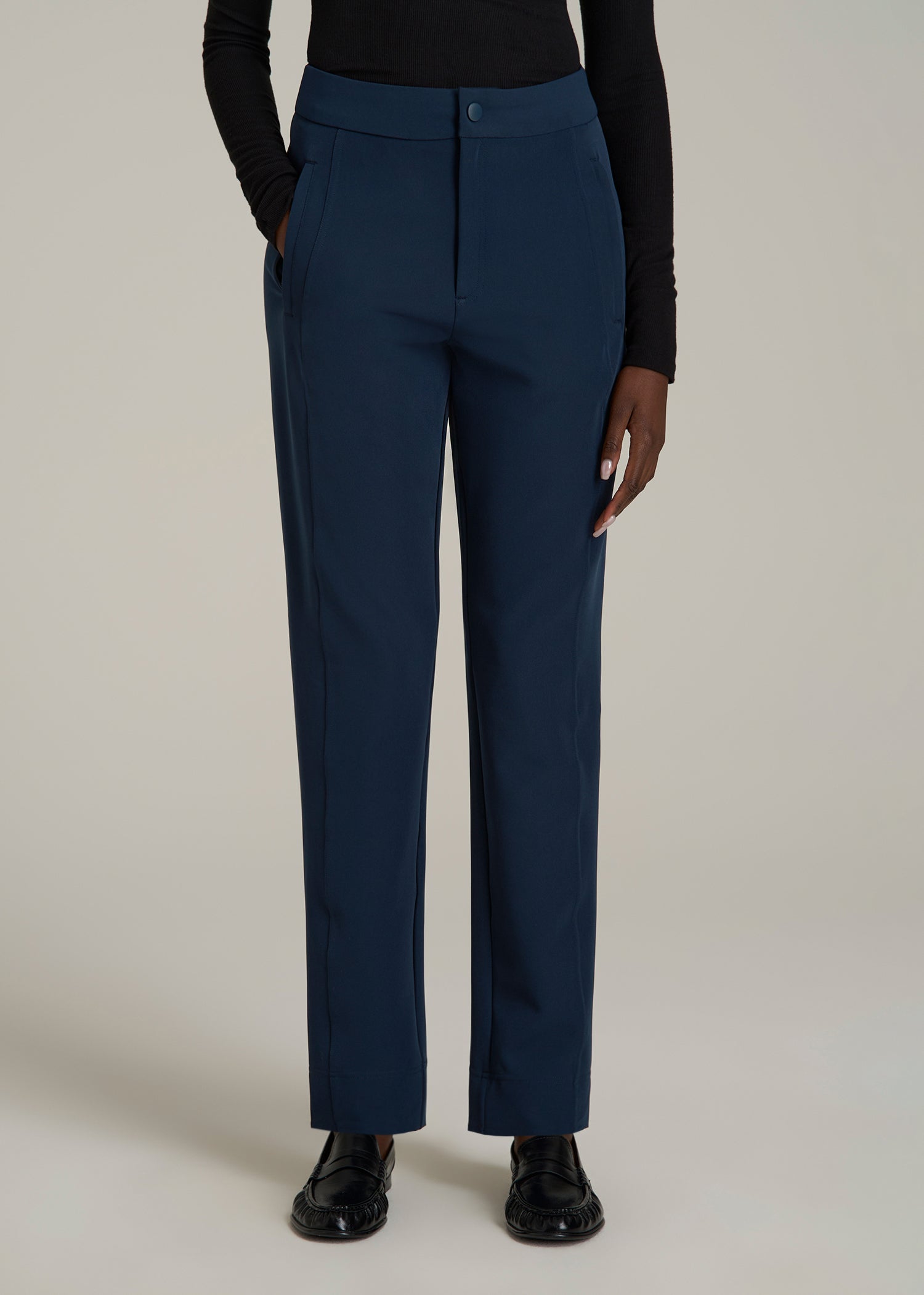 Traveler Tapered Fit Pant for Tall Women in Navy