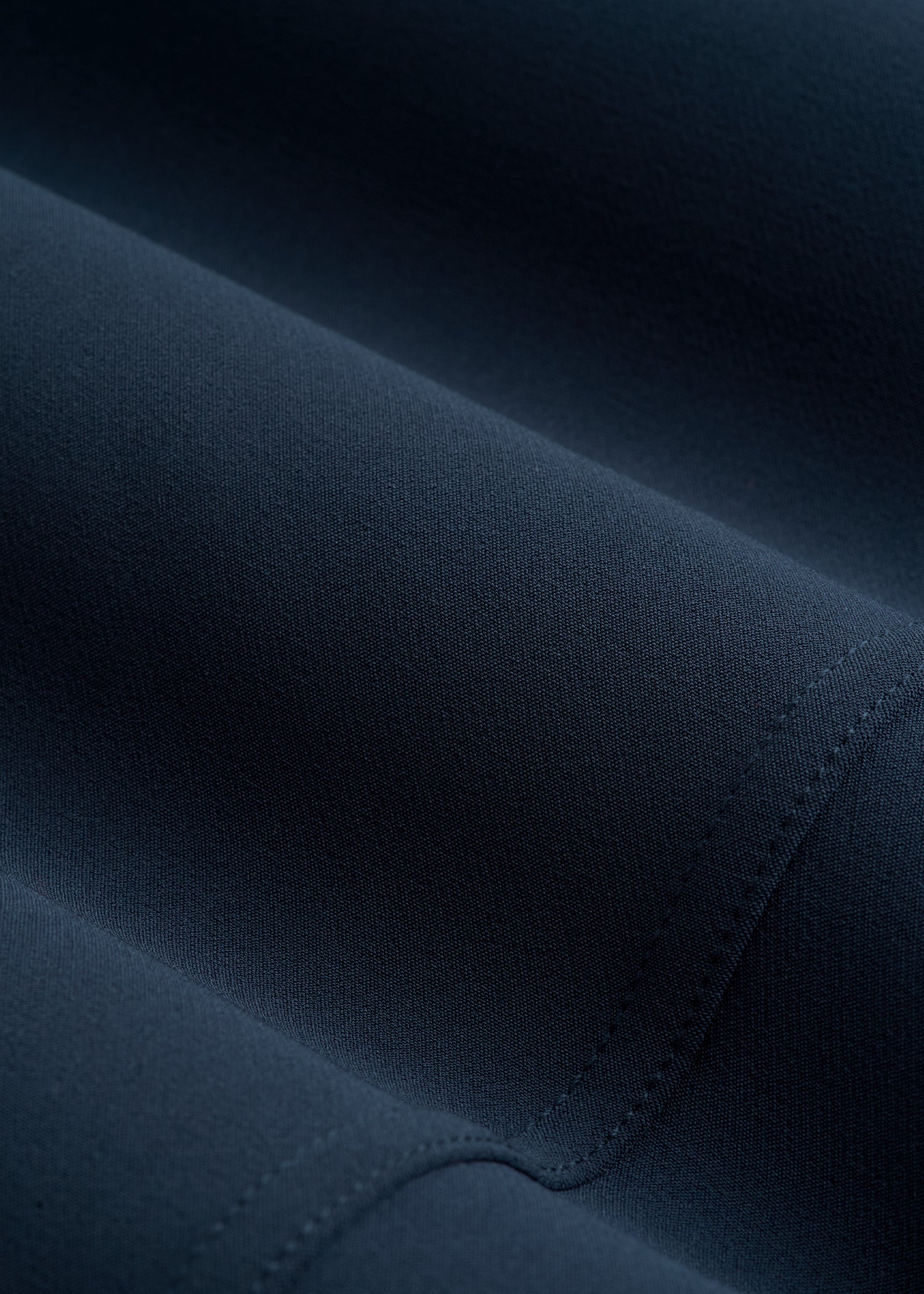 Traveler Tapered Fit Pant for Tall Women in Navy