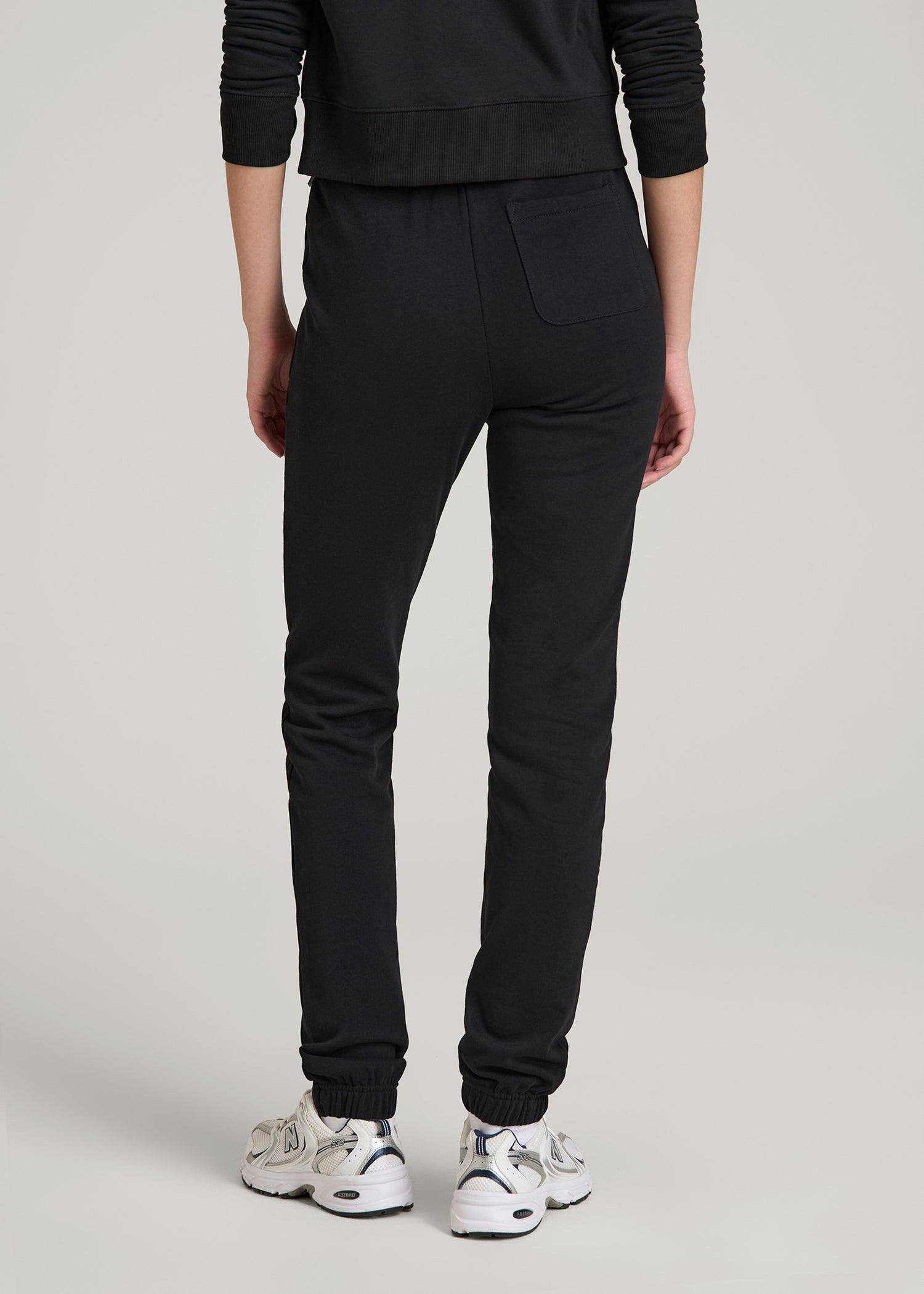 Wearever Fleece Slim Fit High-Waisted Garment Dye Sweatpants for Tall Women in Black