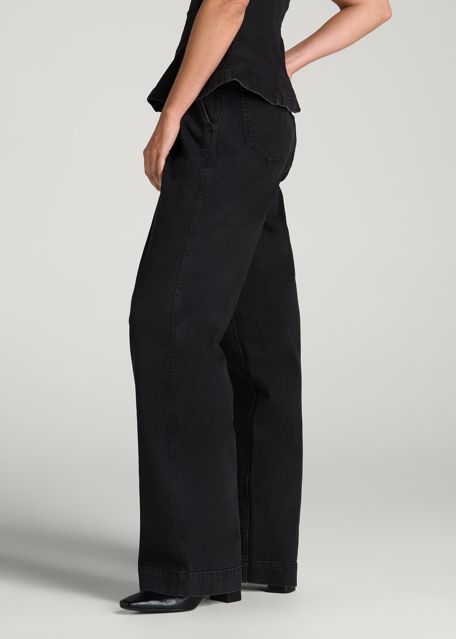 Wide Leg Pleated Denim Trousers for Tall Women in Onyx Black Wash