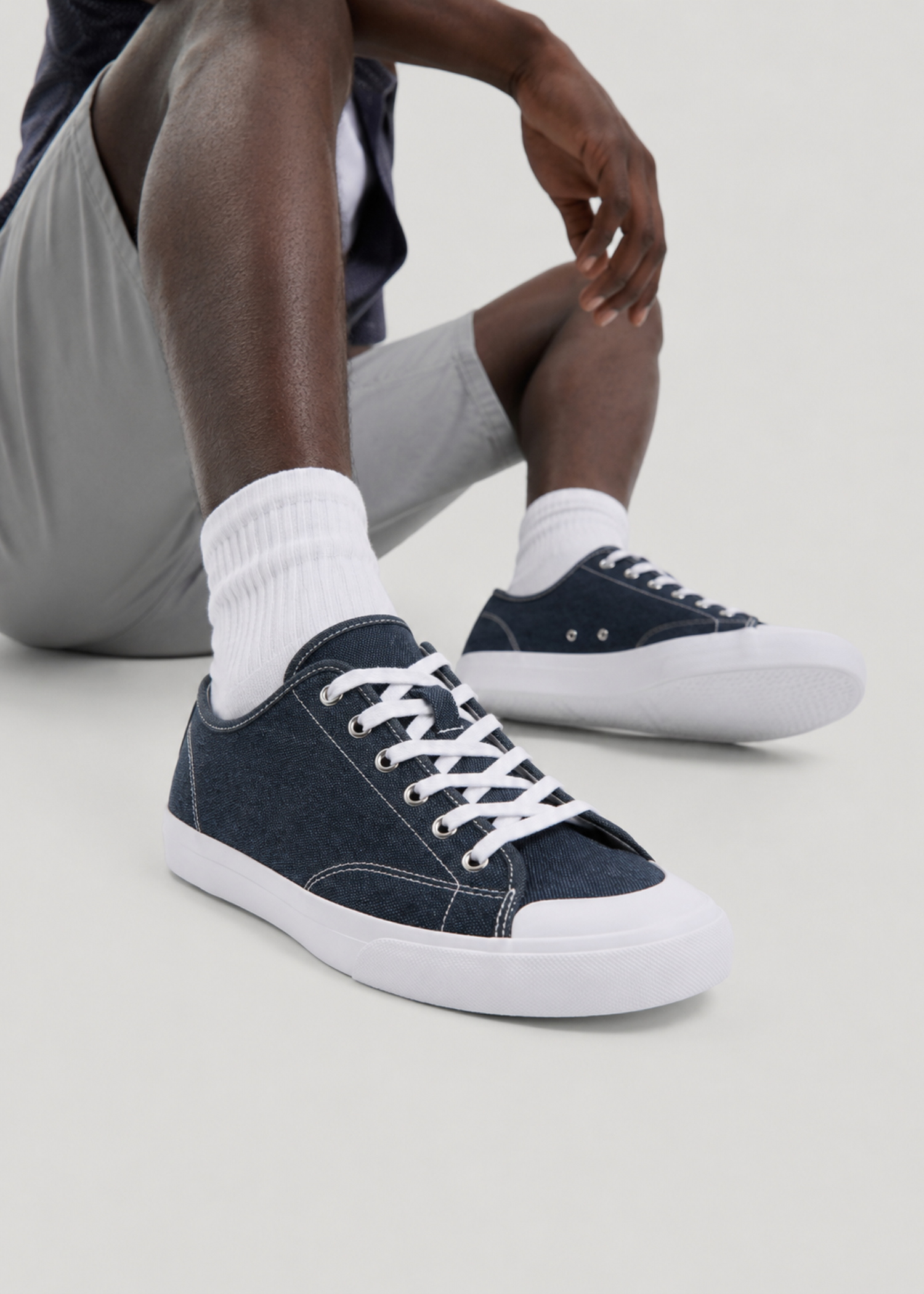 Vulcanized Sneaker for Tall Men in Navy Blue