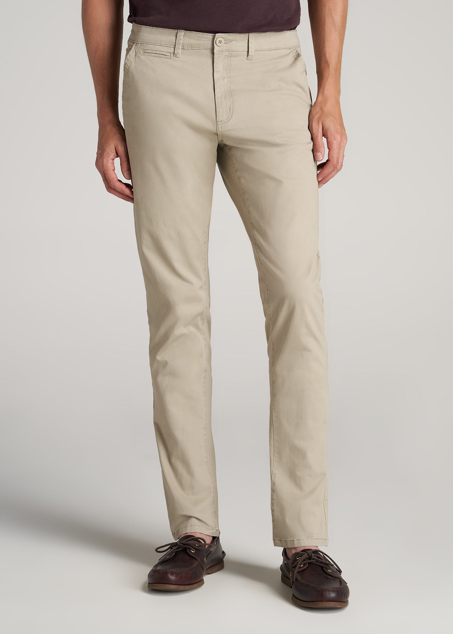 Tall guy wearing American Tall's Carman Tapered Chinos in the color Desert Khaki.
