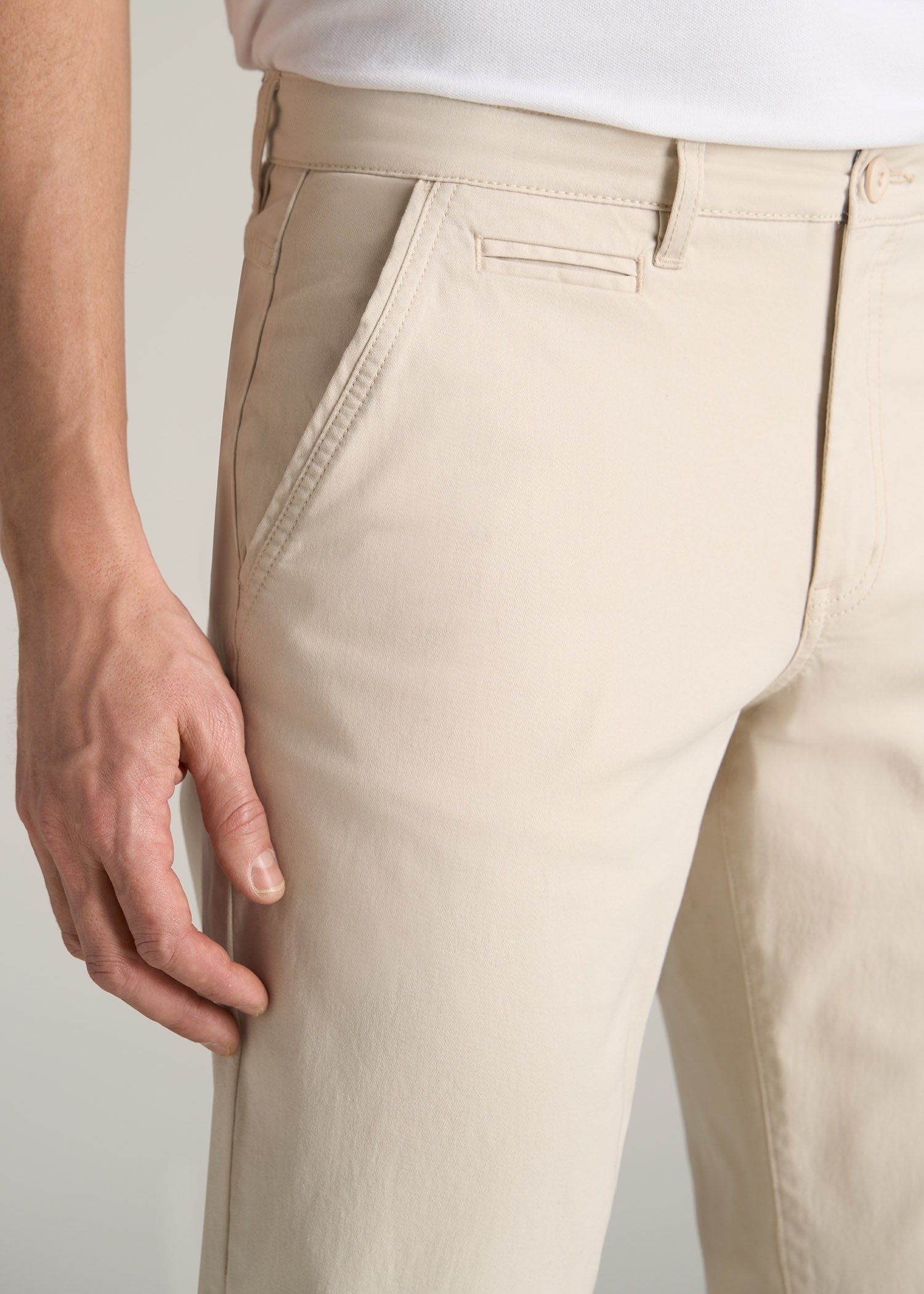 Carman TAPERED Chinos in Soft Beige - Pants for Tall Men