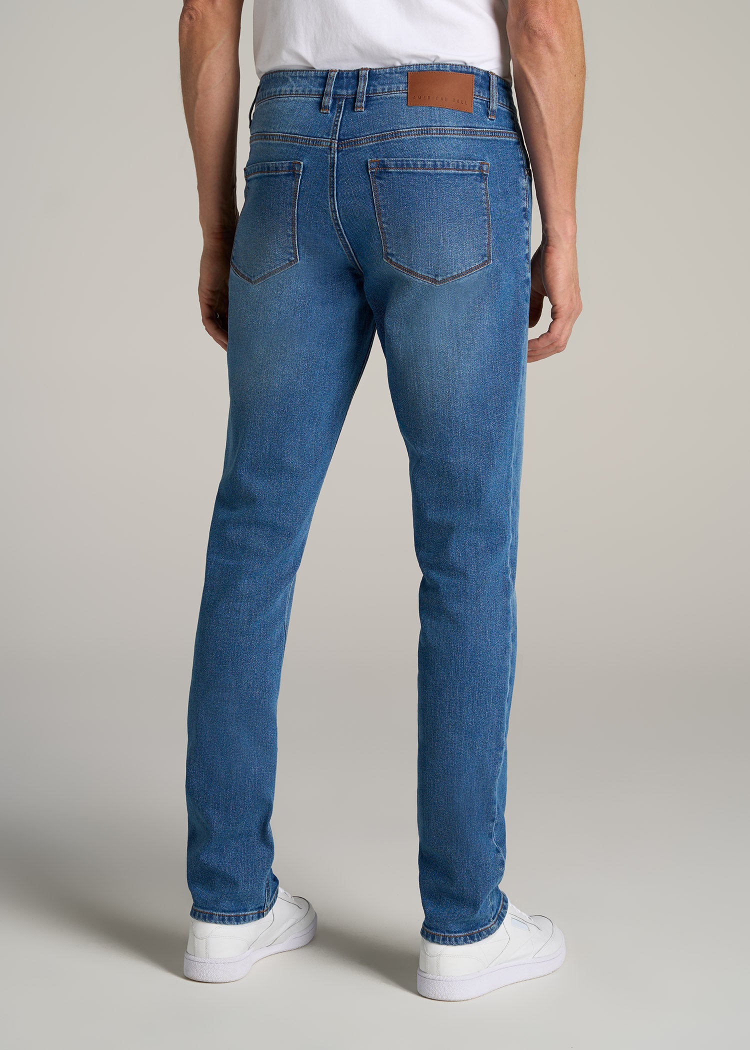 Buy Slim-Fit Blue Jeans for men on Sale price 1001 - Zellbury MAN