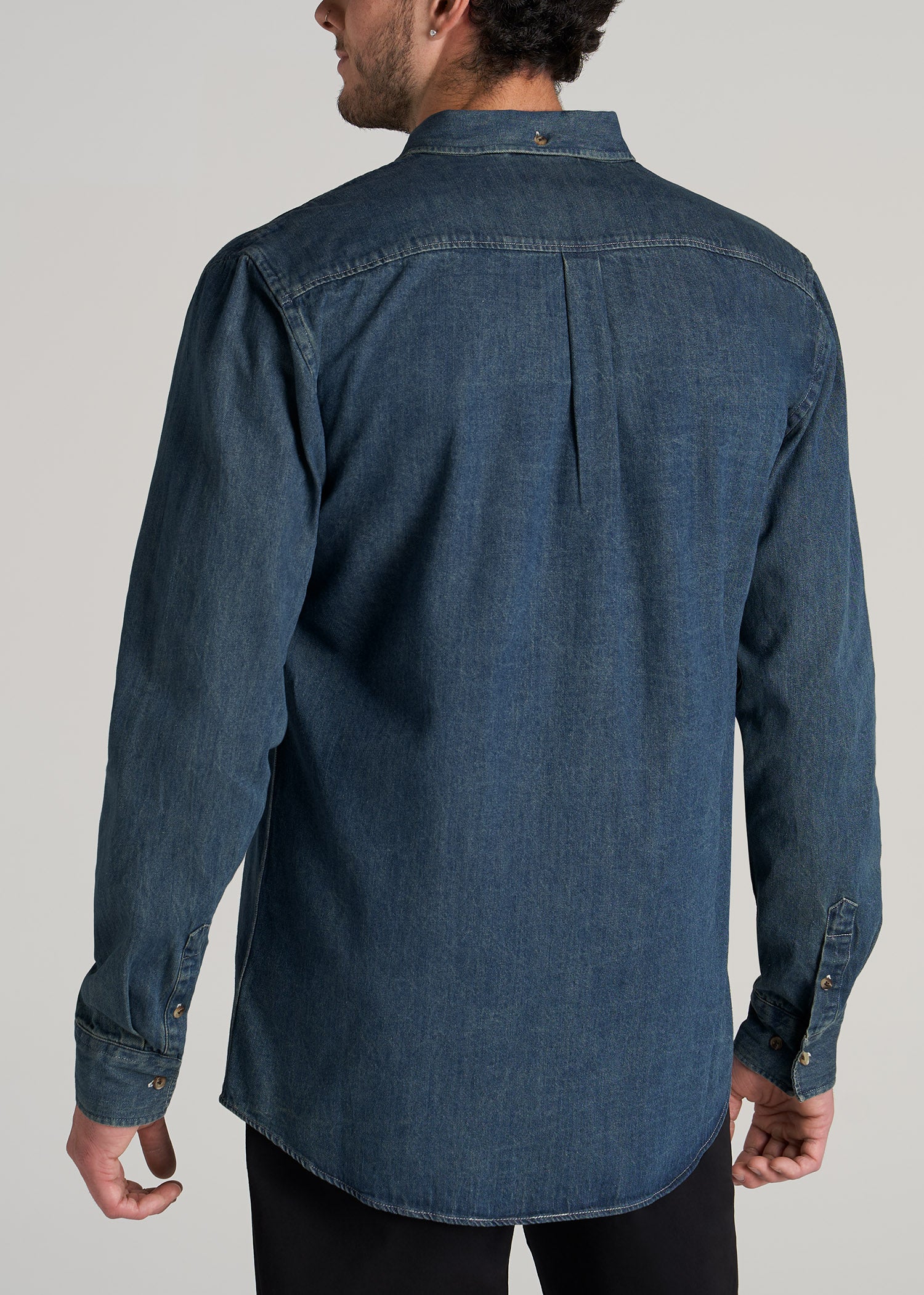 Men's Classic Long Sleeve Button-Down Cotton Denim Shirt
