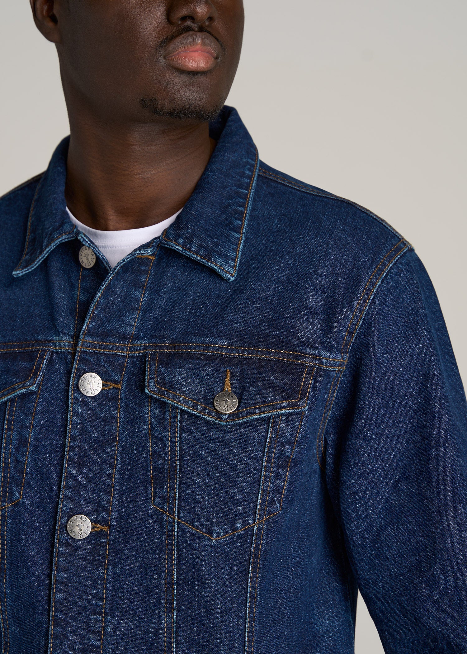 Blue Denim Jacket With Pocket Details