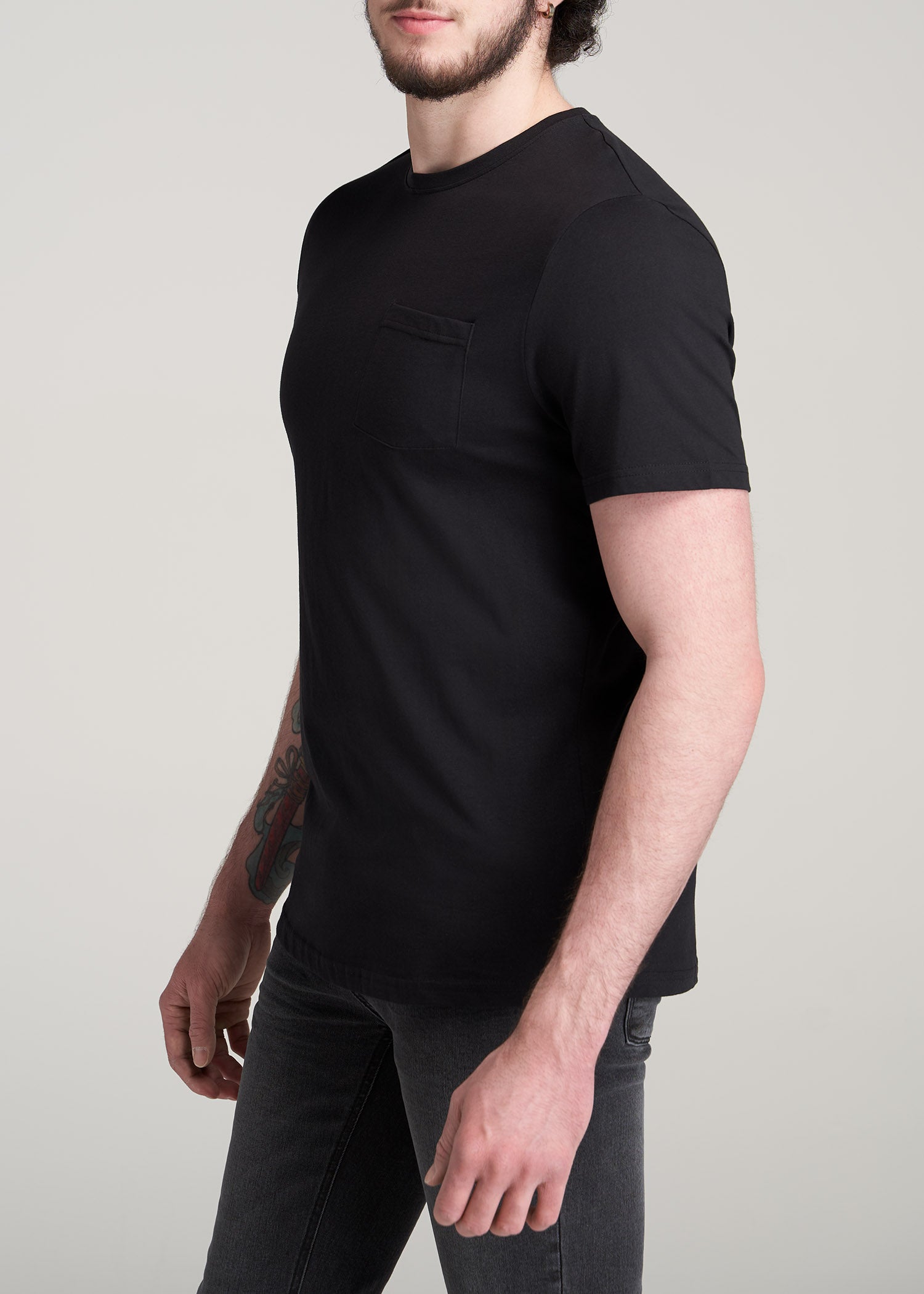 Regular Fit Pocket-detail T-shirt - Black - Men