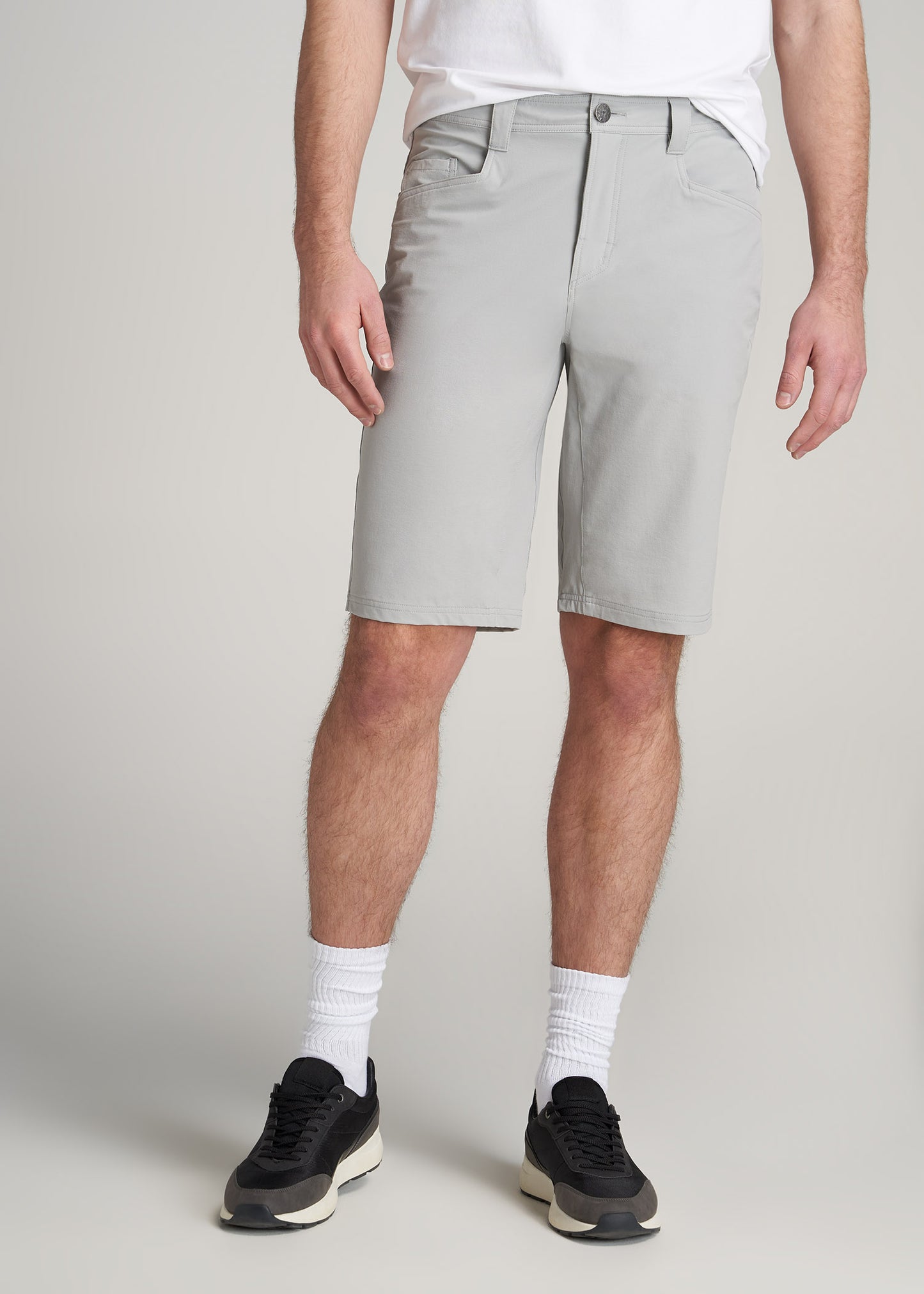 https://americantall.com/cdn/shop/products/American-Tall-Men-Hiking-Shorts-LightGrey-front_1445x.jpg?v=1649956272