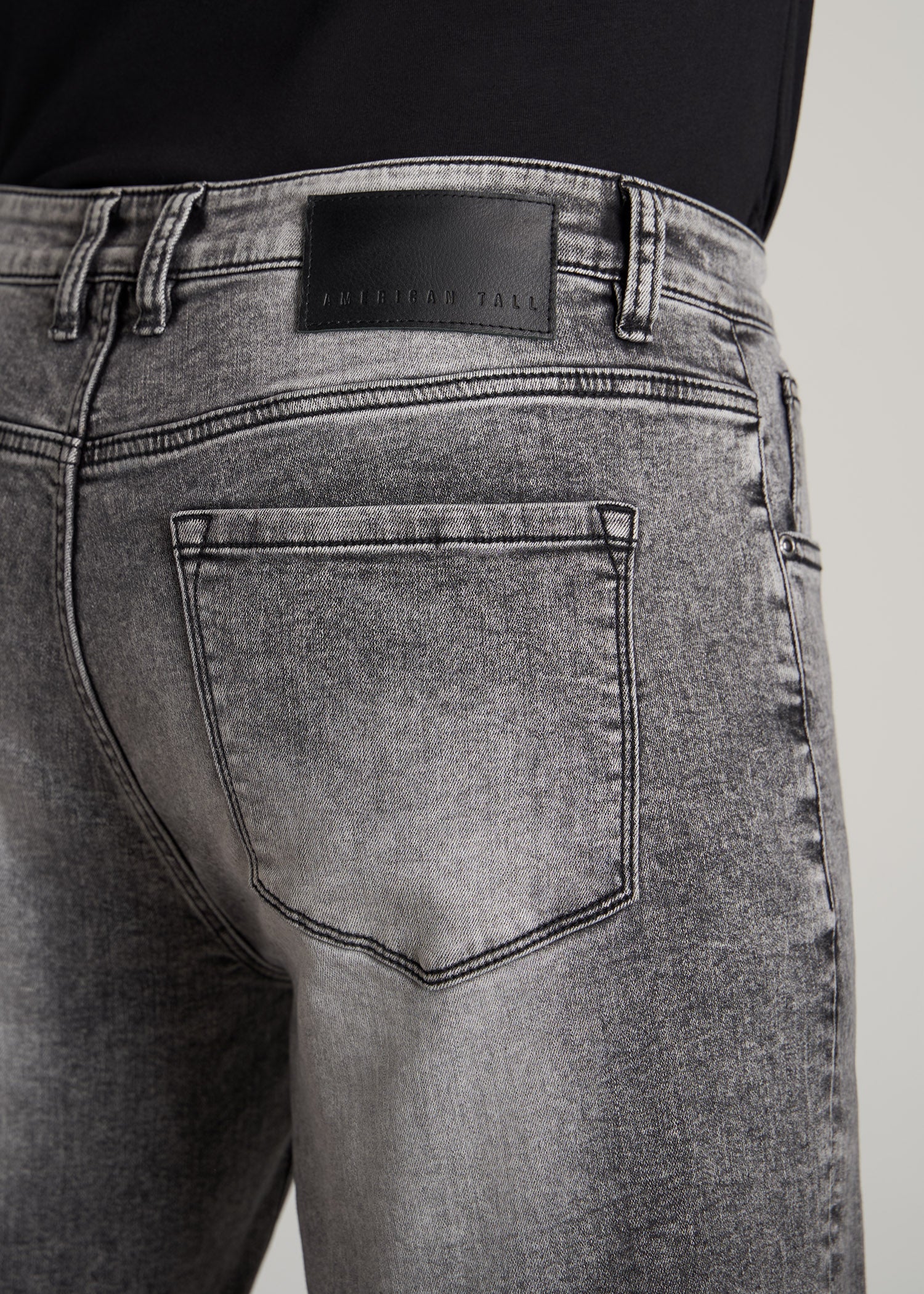 How to Wash Black Jeans the Right Way & Keep The Color From Fading –  American Eagle Blog