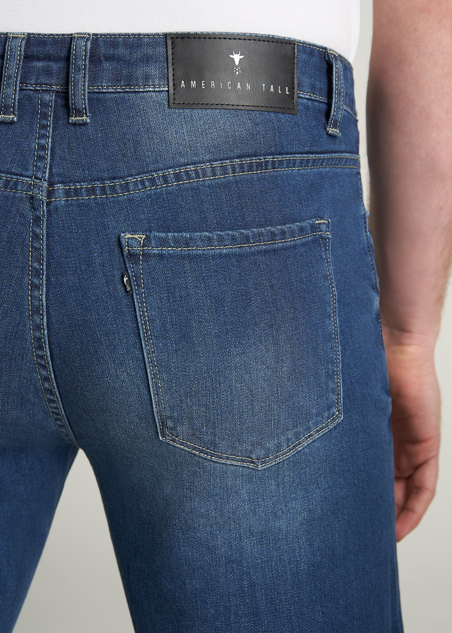    American-Tall-Men-J1-StraightLeg-Jeans-ClassicBlue-detail