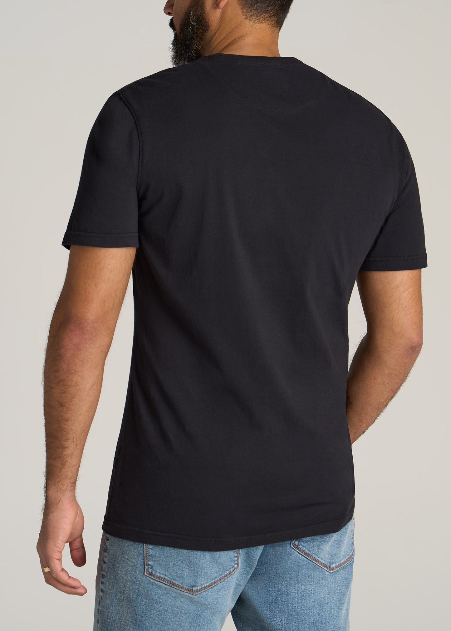 Regular Fit Crew-Neck T-shirt: LJ Crew Neck Short Sleeve Black Tee ...