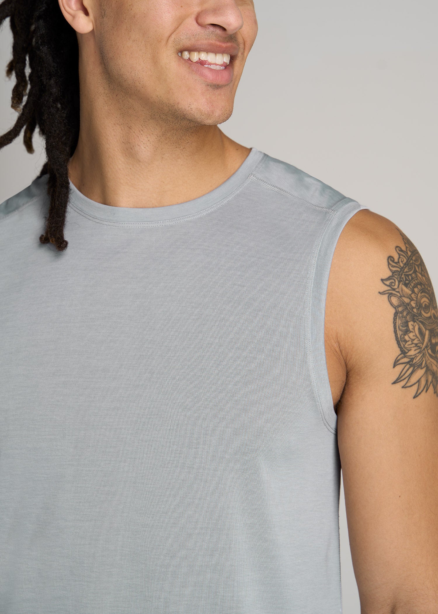 A.T. Performance MODERN-FIT Jersey Tank For Tall Men in Light Grey Mix