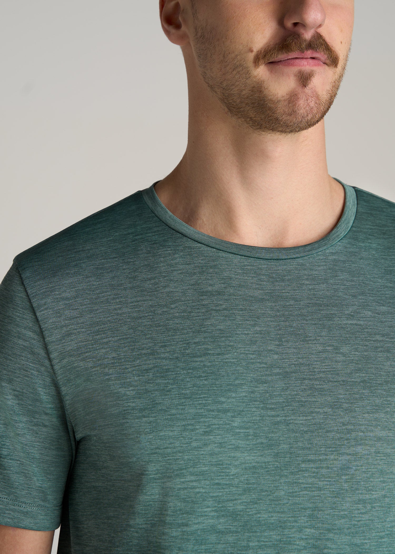 American-Tall-Men-Performance-MODERN-FIT-Athletic-Jersey-Tee-Green-Mix-detail