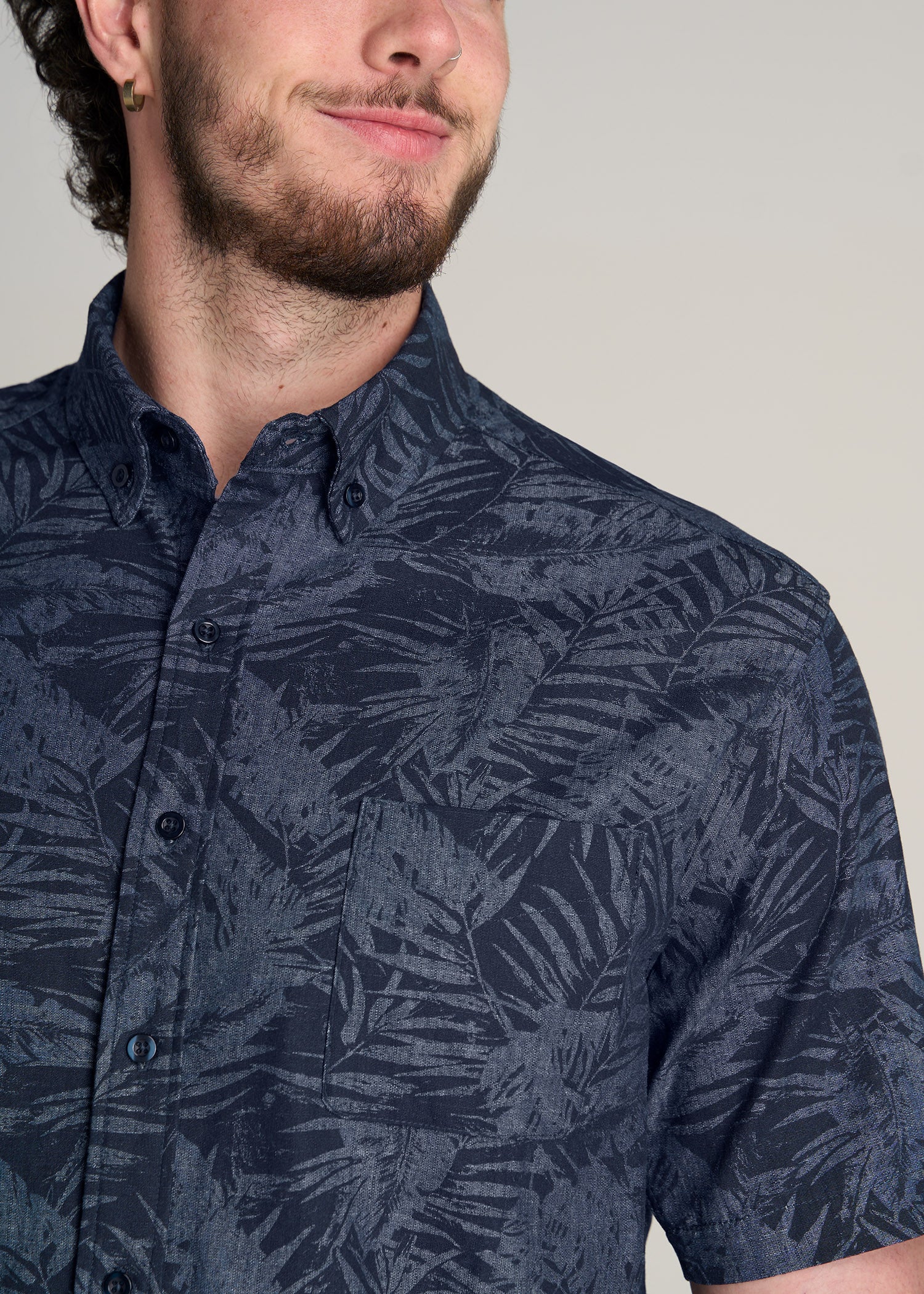 Chambray Print Short Sleeve Button-Up for Tall Men in Navy Island Print