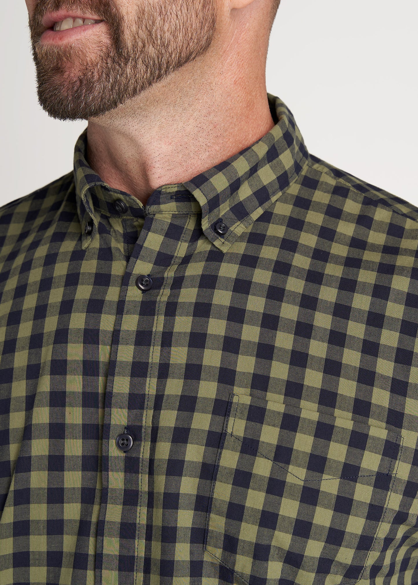     American-Tall-Men-SoftWash-Tall-ButtonUp-Shirt-MidnightBlue-Olive-detail