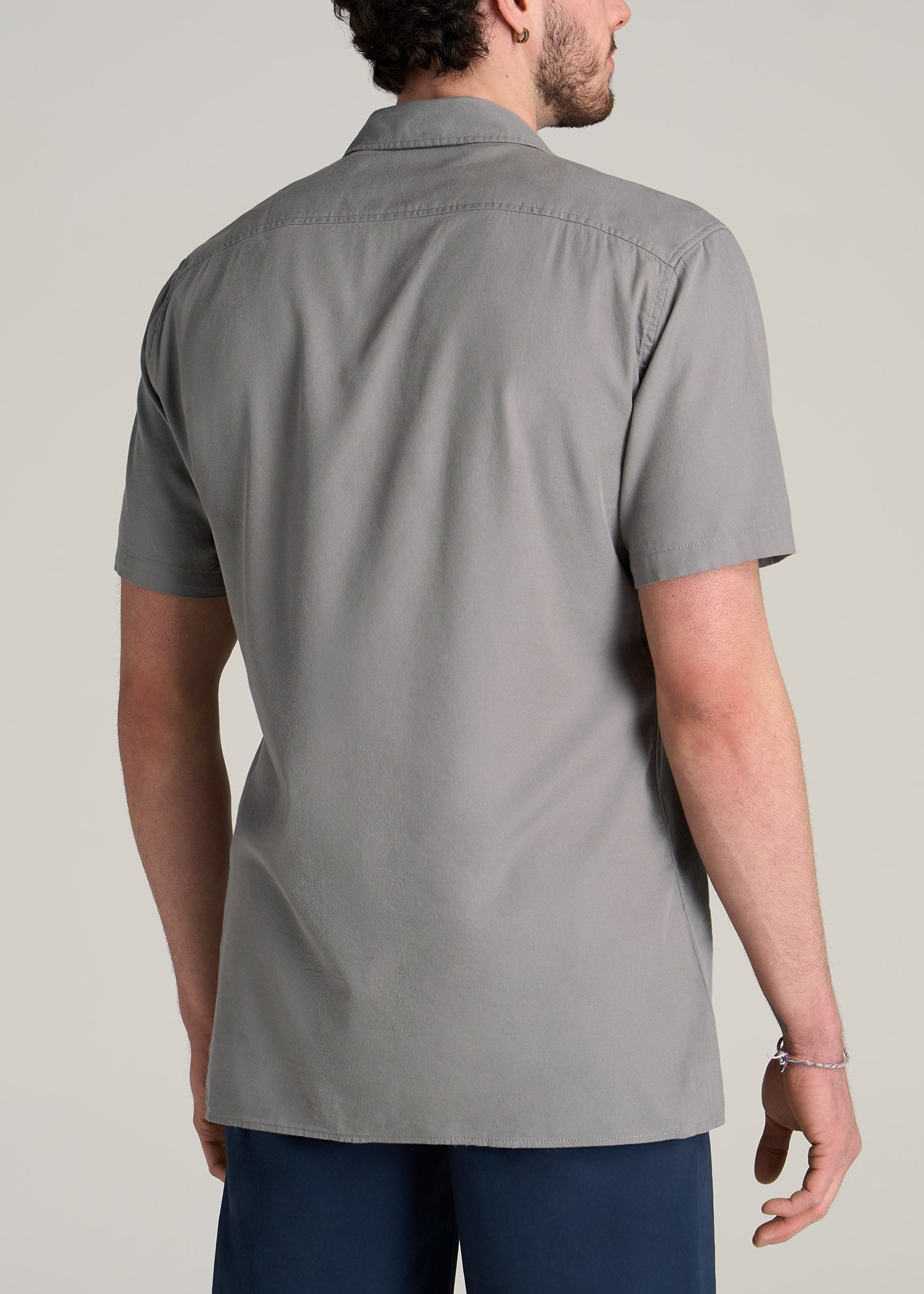 LJ&S Two-Pocket Camp Shirt for Tall Men in Pewter S / Tall / Pewter