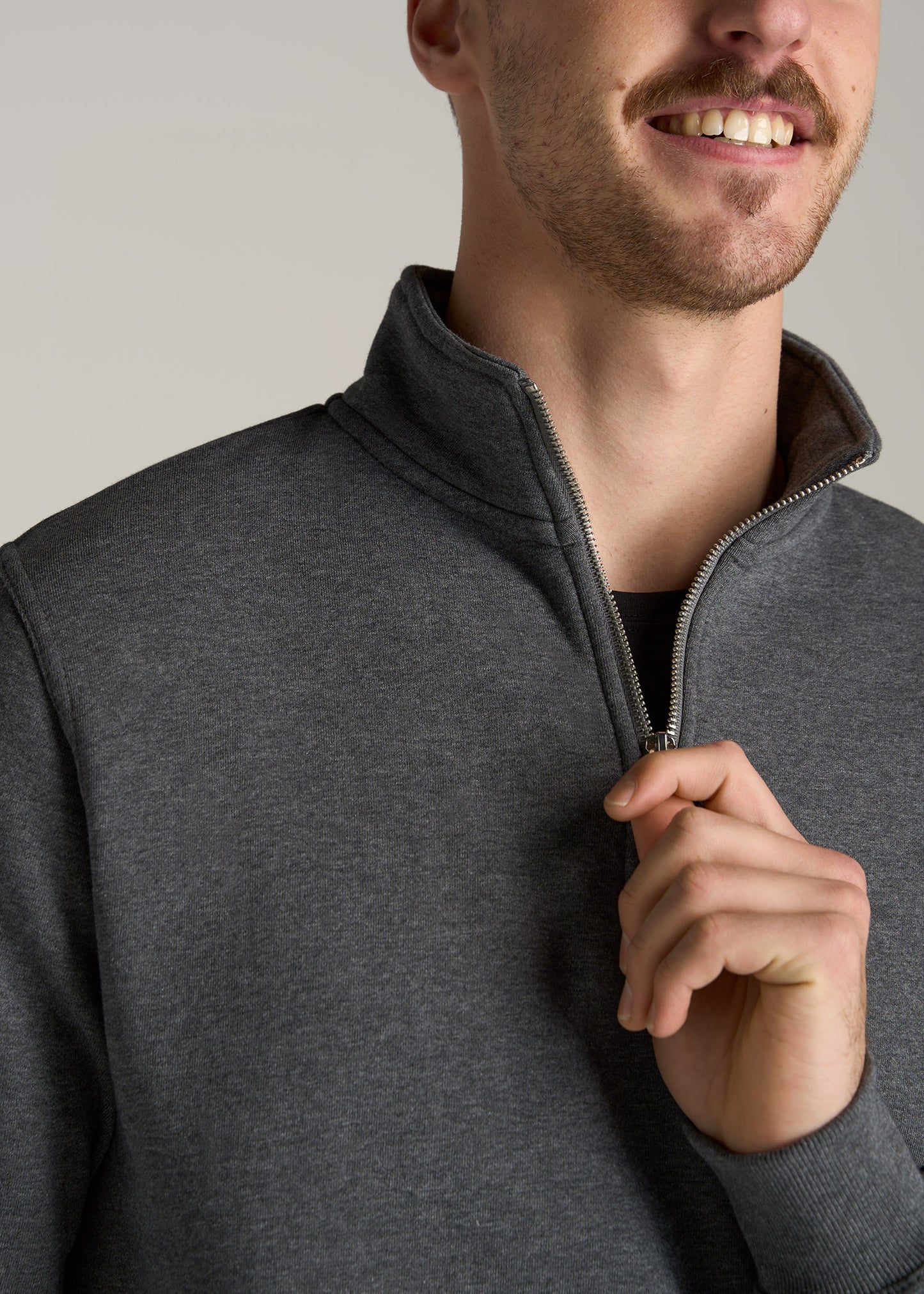 American-Tall-Men-Wearever-Fleece-Quarter-Zip-Sweatshirt-Charcoal-Mix-detail