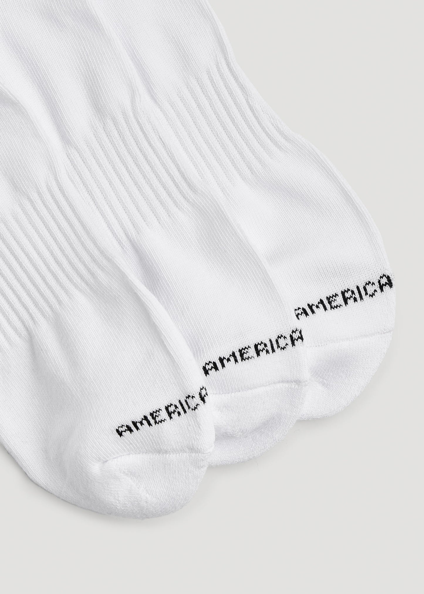    American-Tall-Mens-Athletic-Crew-Socks-X-Large-Size-14-17-White-3-Pack-Detail